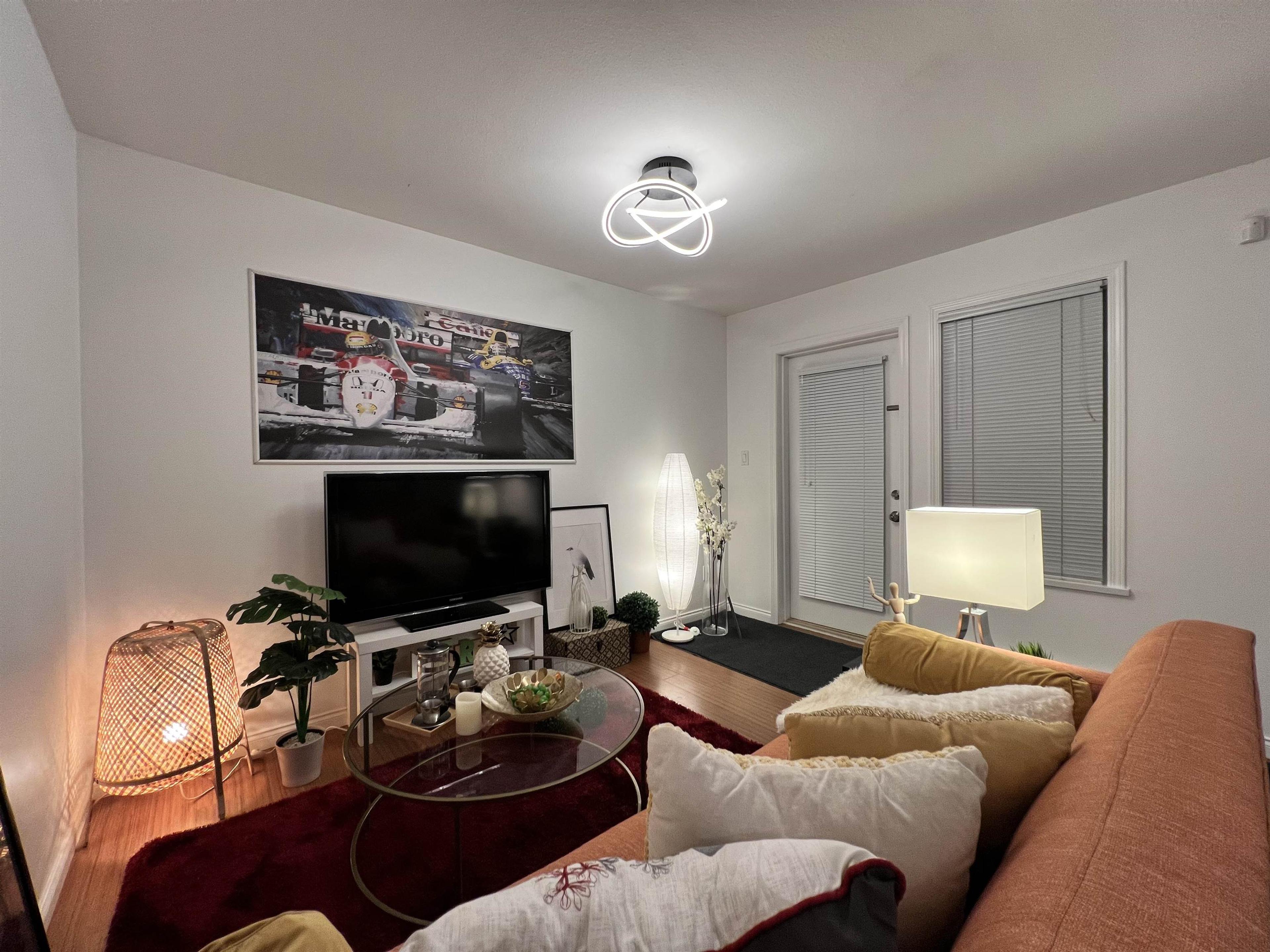 #3 5525 HALLEY AVENUE - Image 3