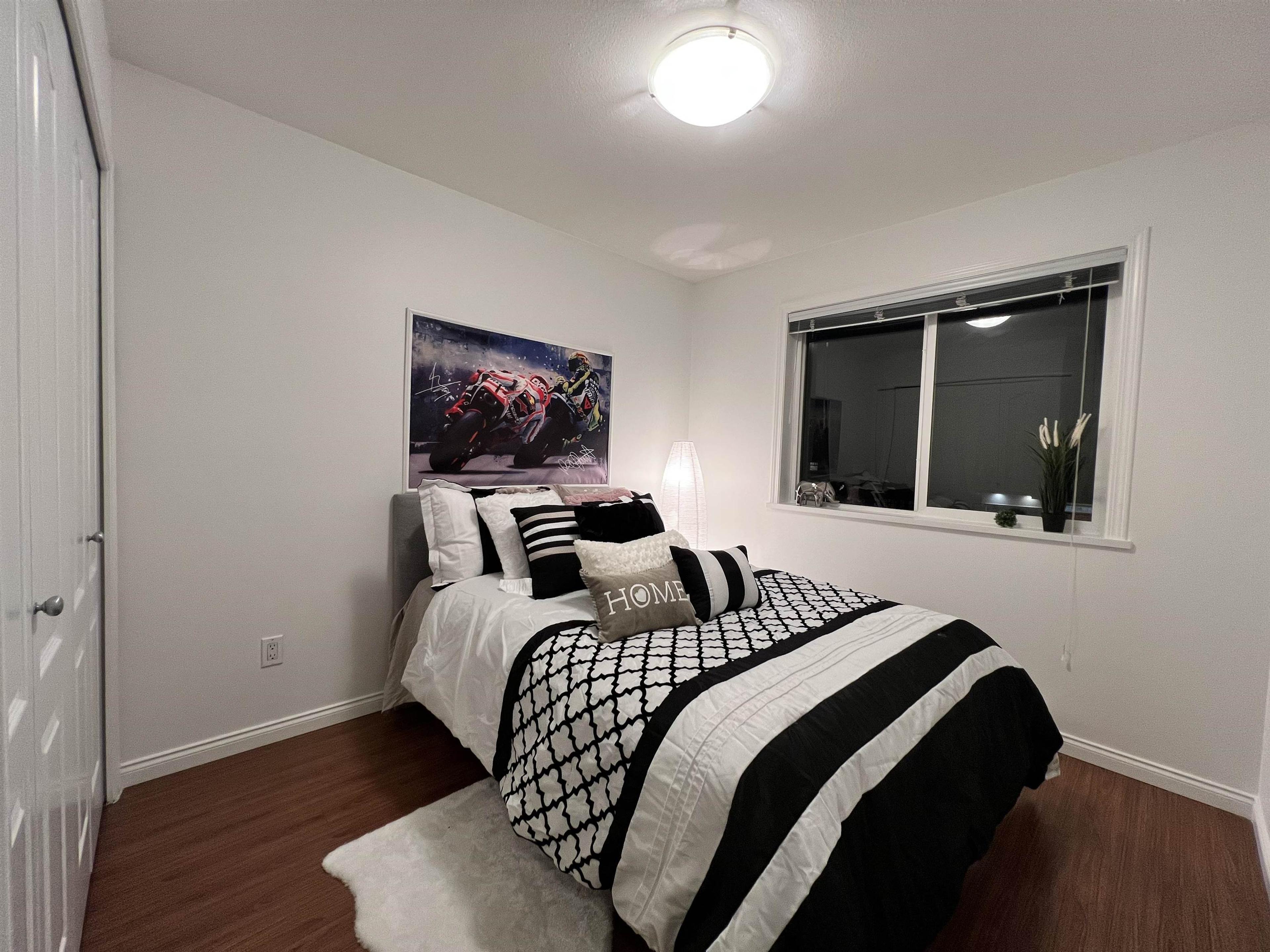 #3 5525 HALLEY AVENUE - Image 10