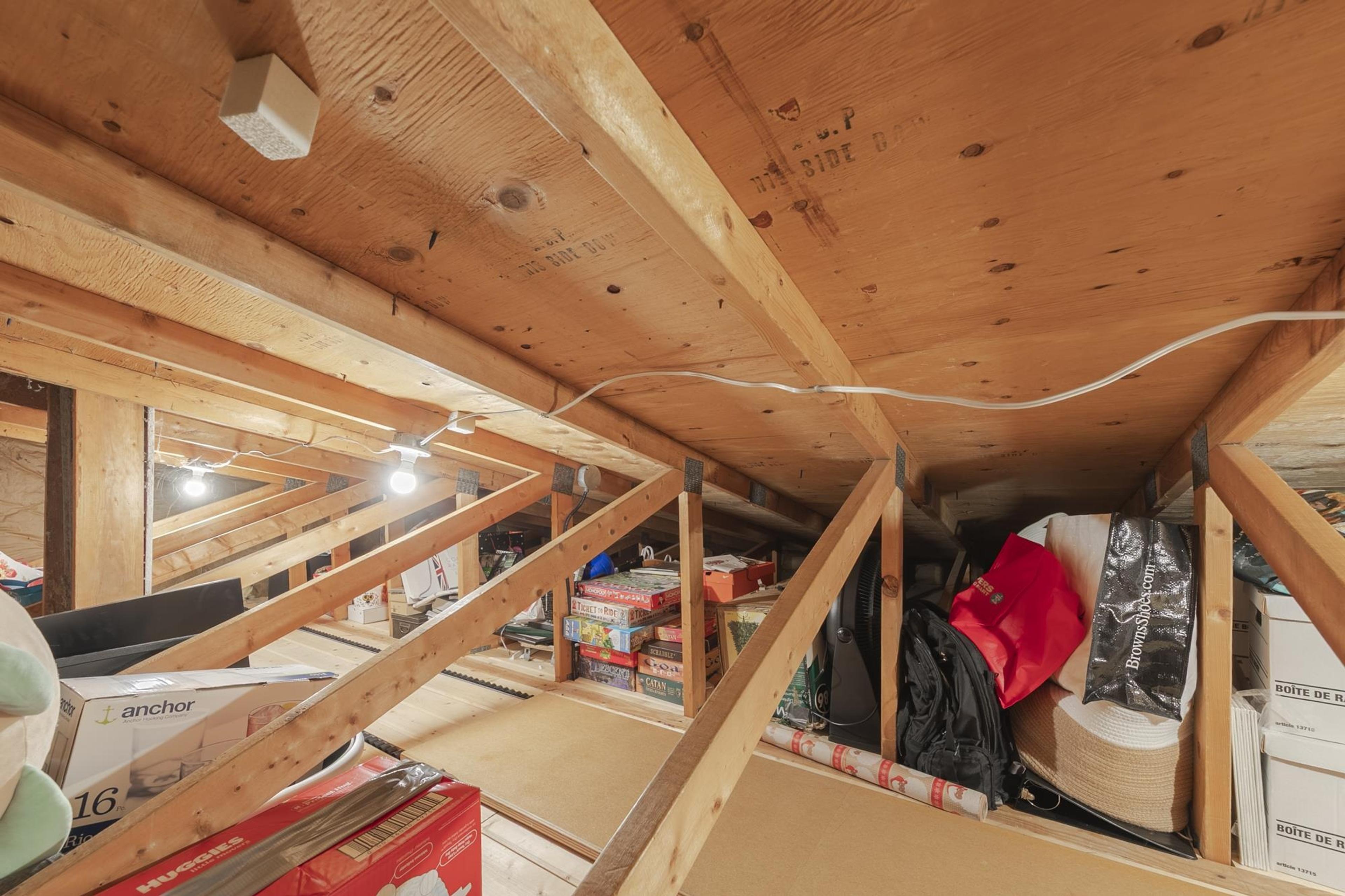 #326 9101 HORNE STREET - Image 17