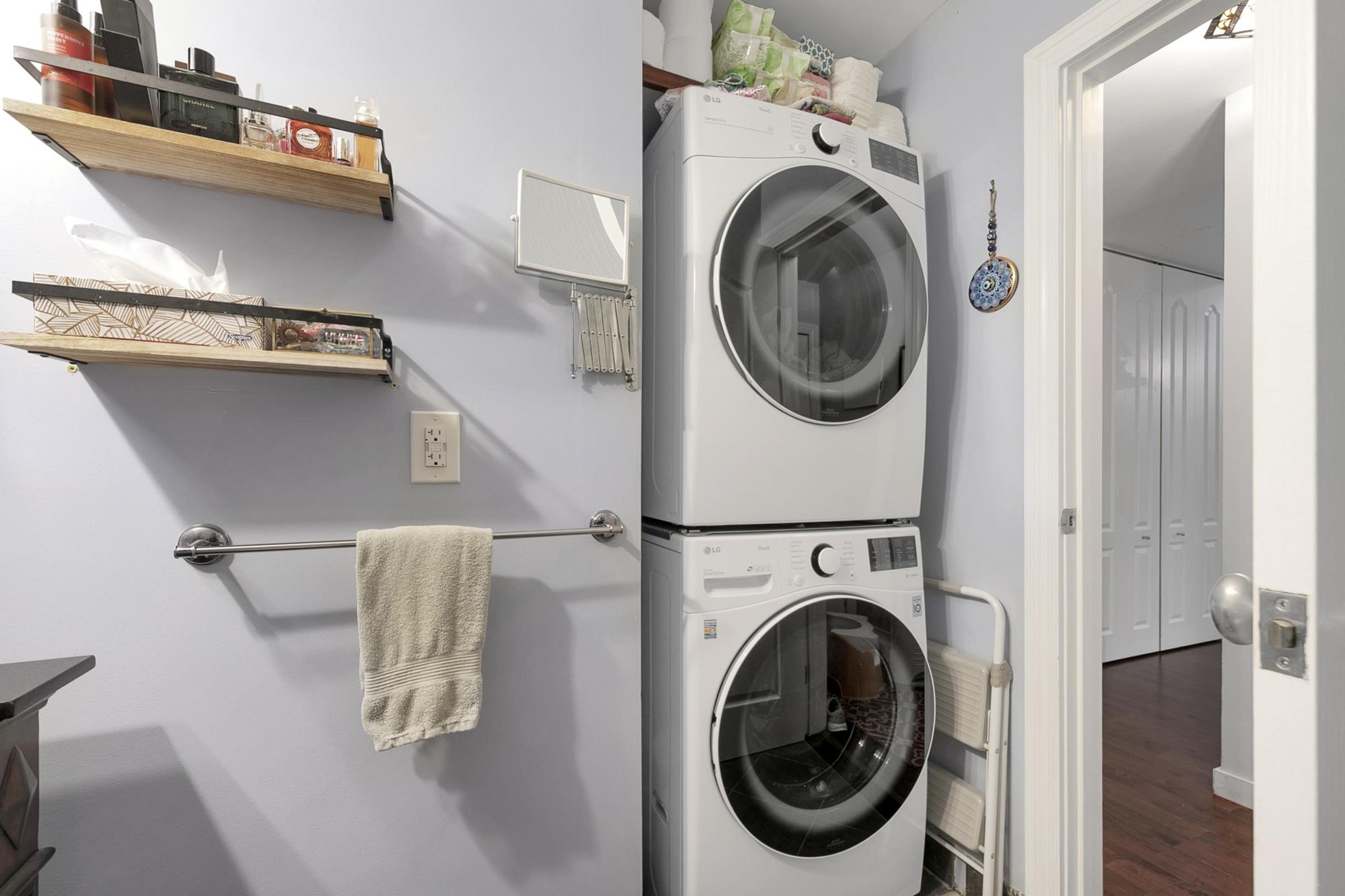 #326 9101 HORNE STREET - Image 14