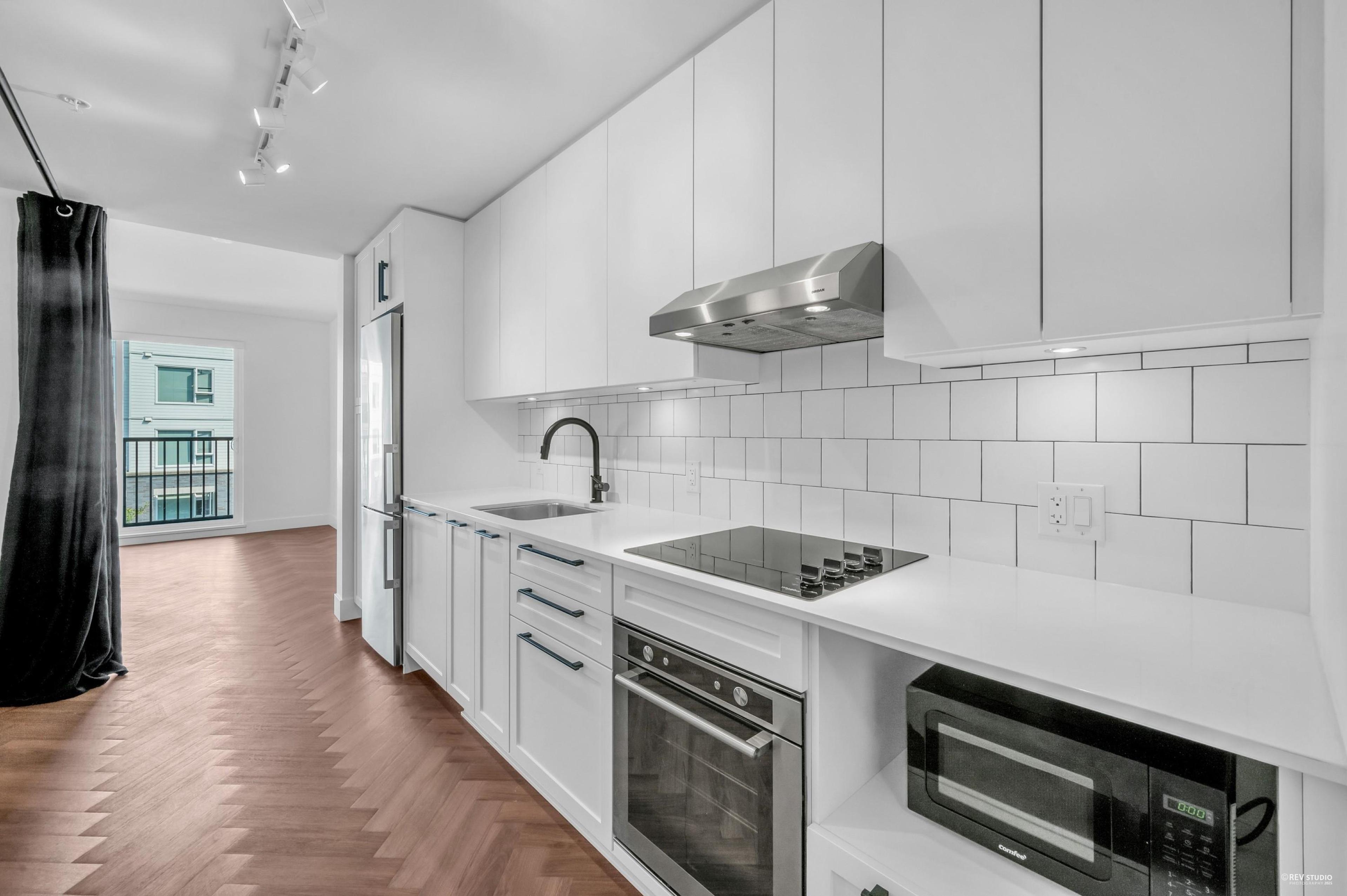 #402 9228 SLOPES MEWS - Image 9