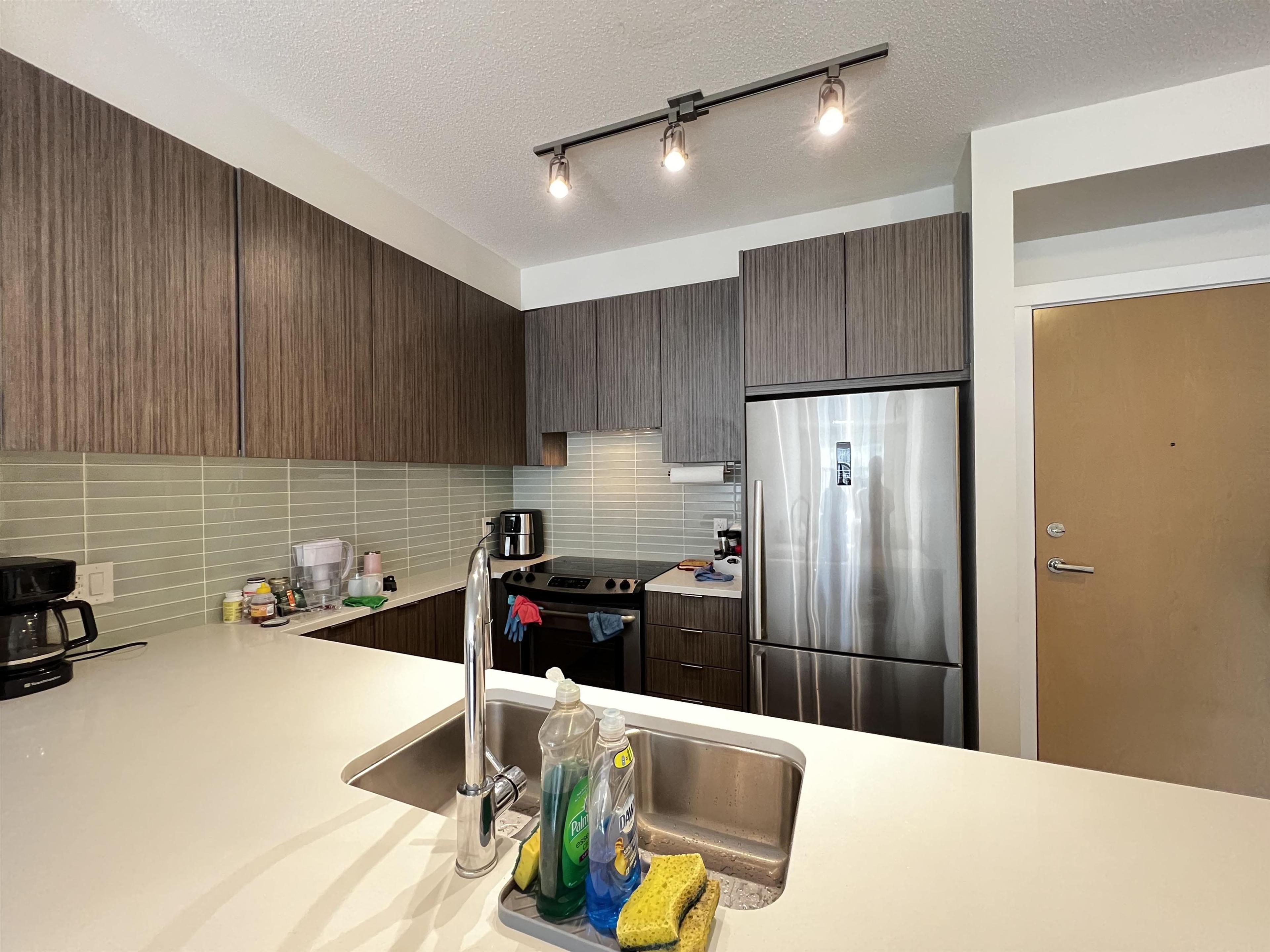 #309 9877 UNIVERSITY CRESCENT - Image 12