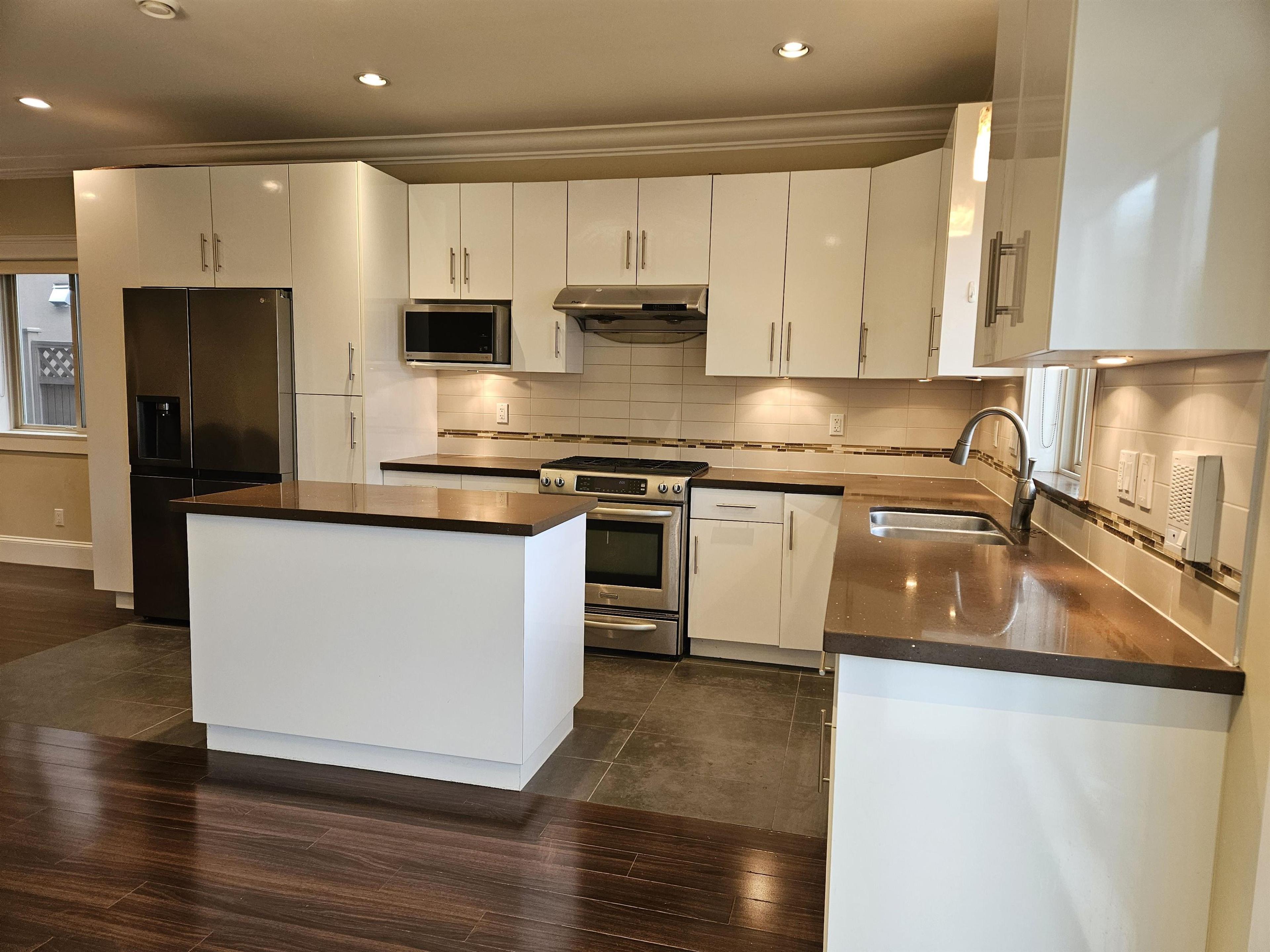 6973 DUNBLANE AVENUE - Image 6