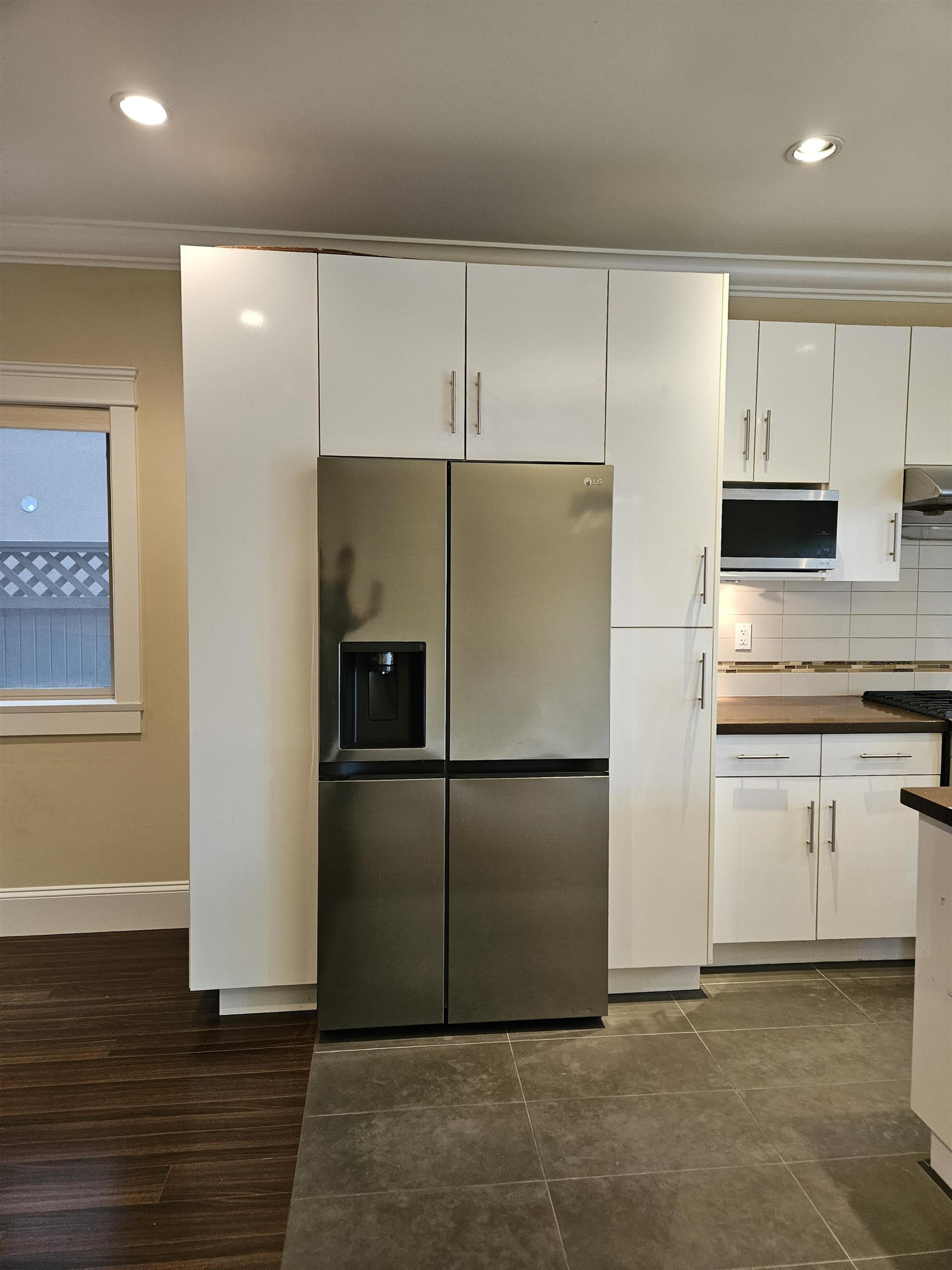 6973 DUNBLANE AVENUE - Image 7