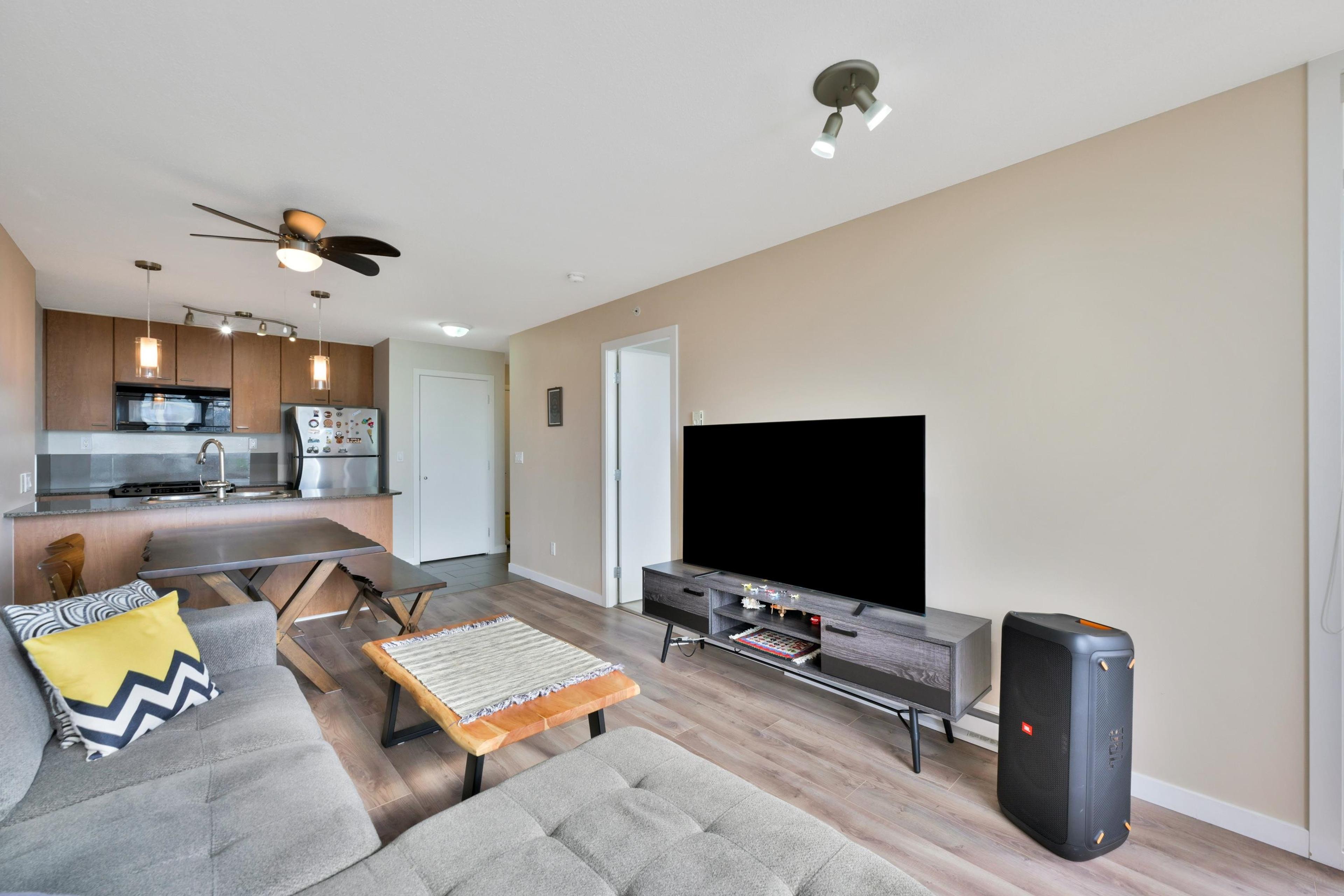 #2508 7063 HALL AVENUE - Image 5