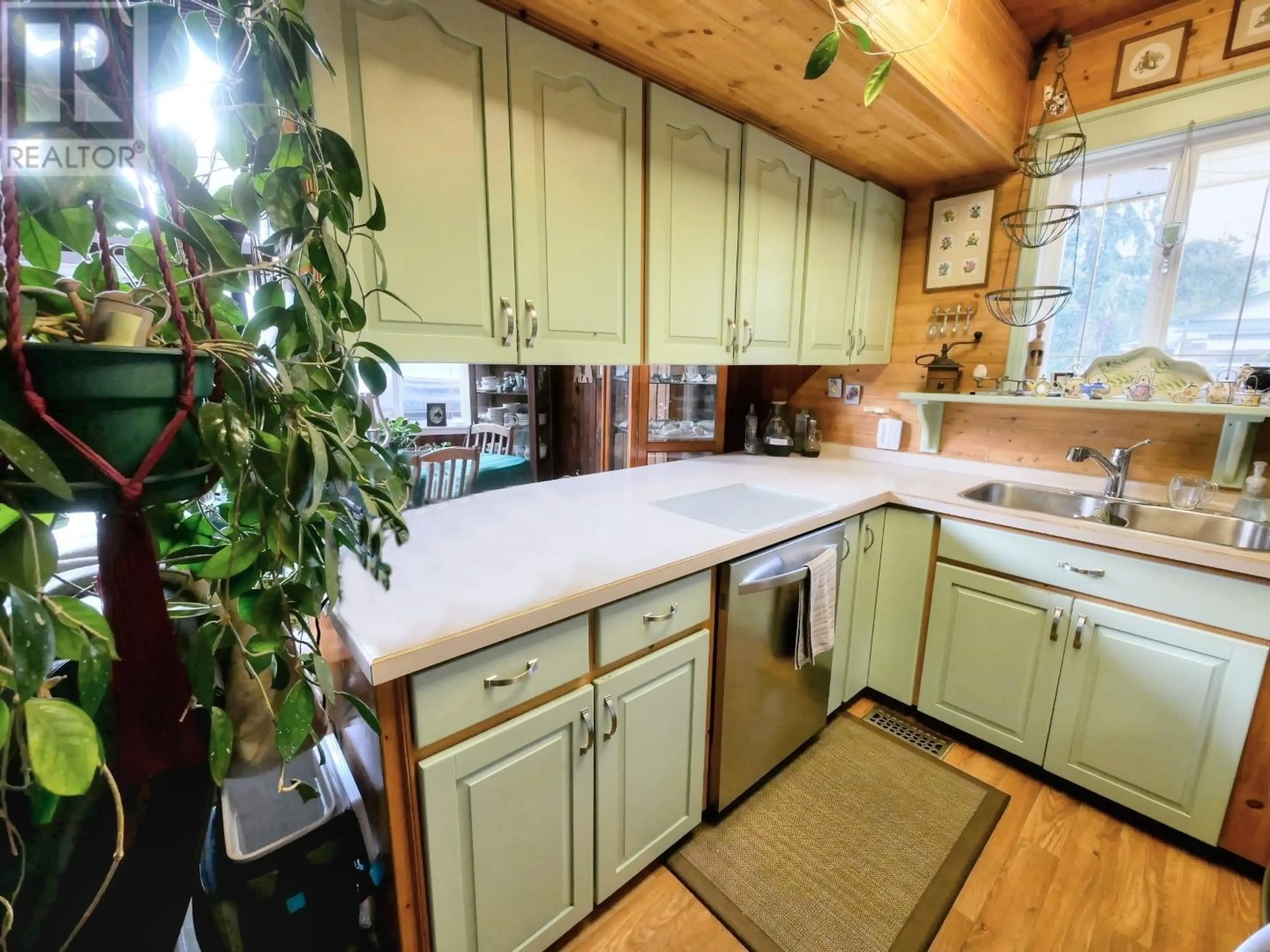 Property at 4008 ARROW PARK FRONTAGE ROAD, Arrow Park, BC