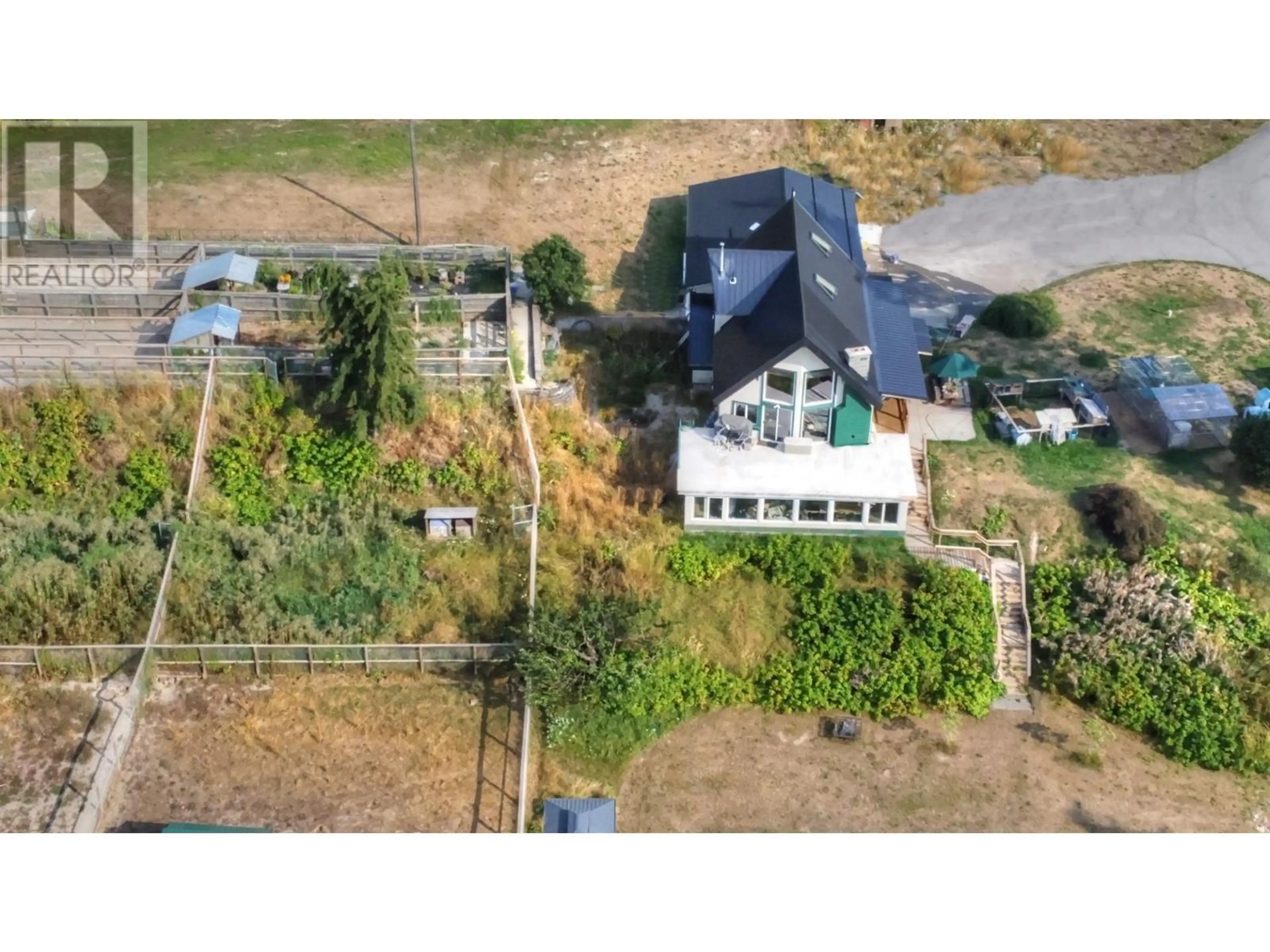 Property at 4008 ARROW PARK FRONTAGE ROAD, Arrow Park, BC