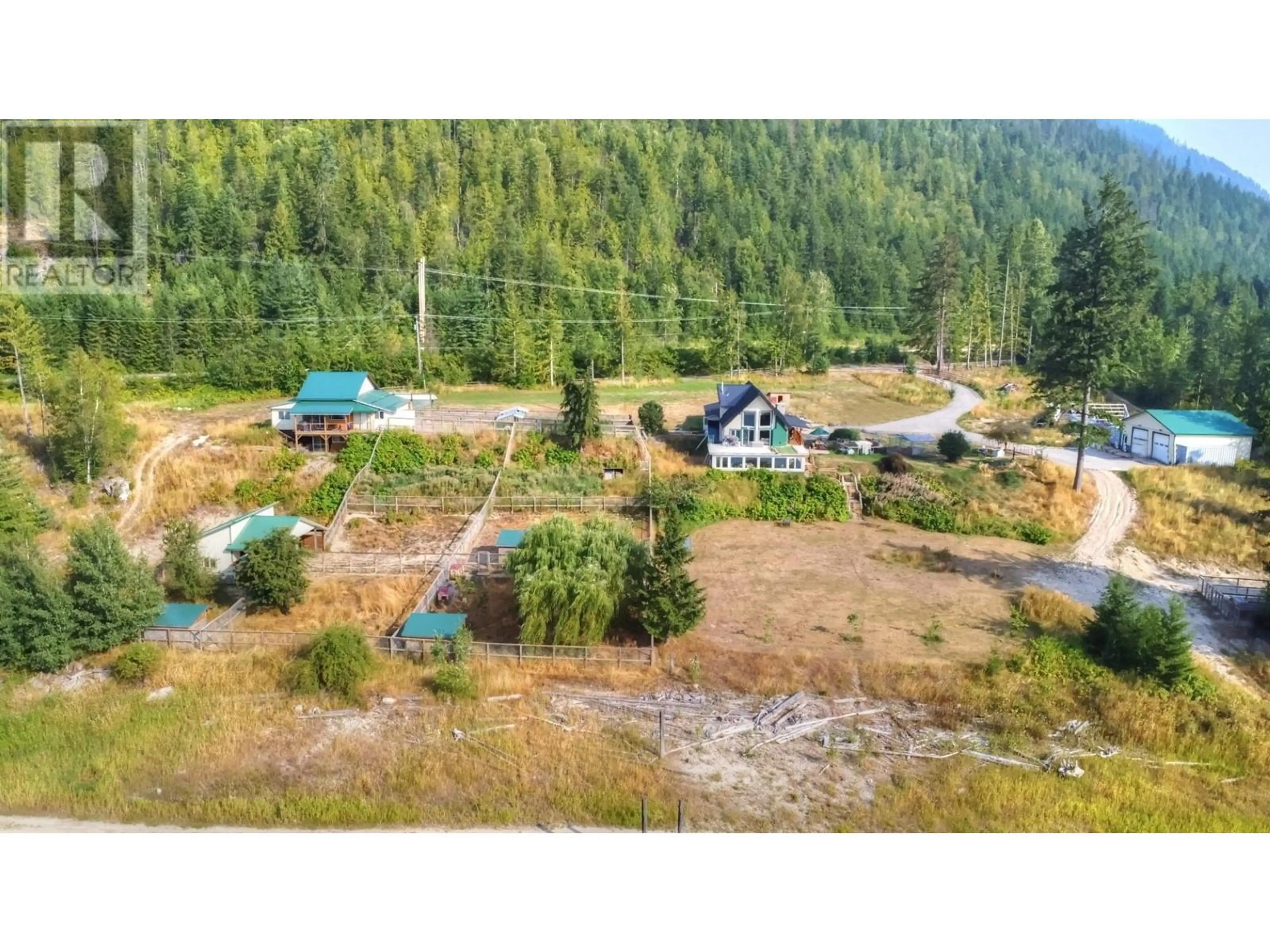 Property at 4008 ARROW PARK FRONTAGE ROAD, Arrow Park, BC