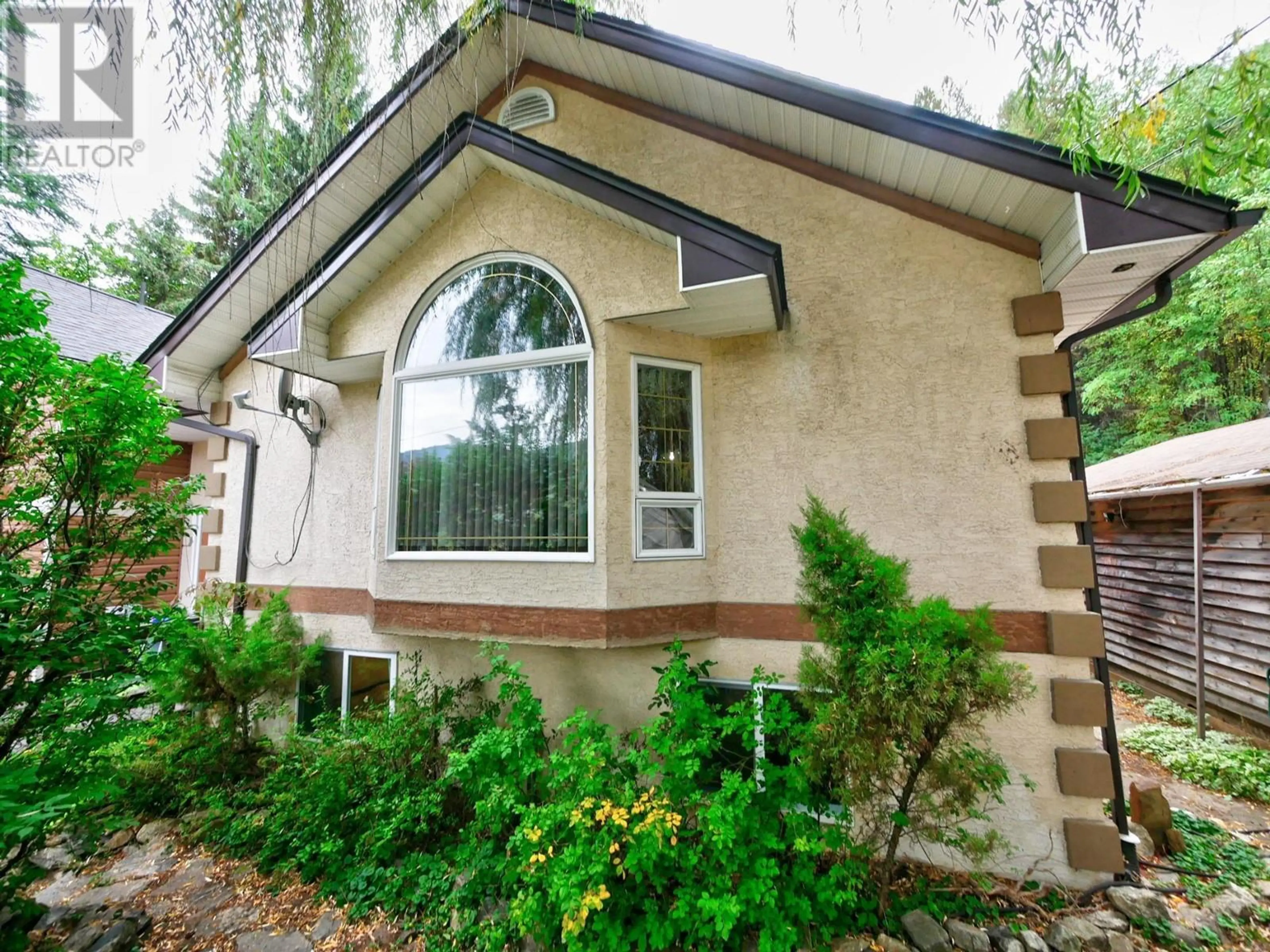 Property at 930 CHINA CREEK ROAD, Genelle, BC