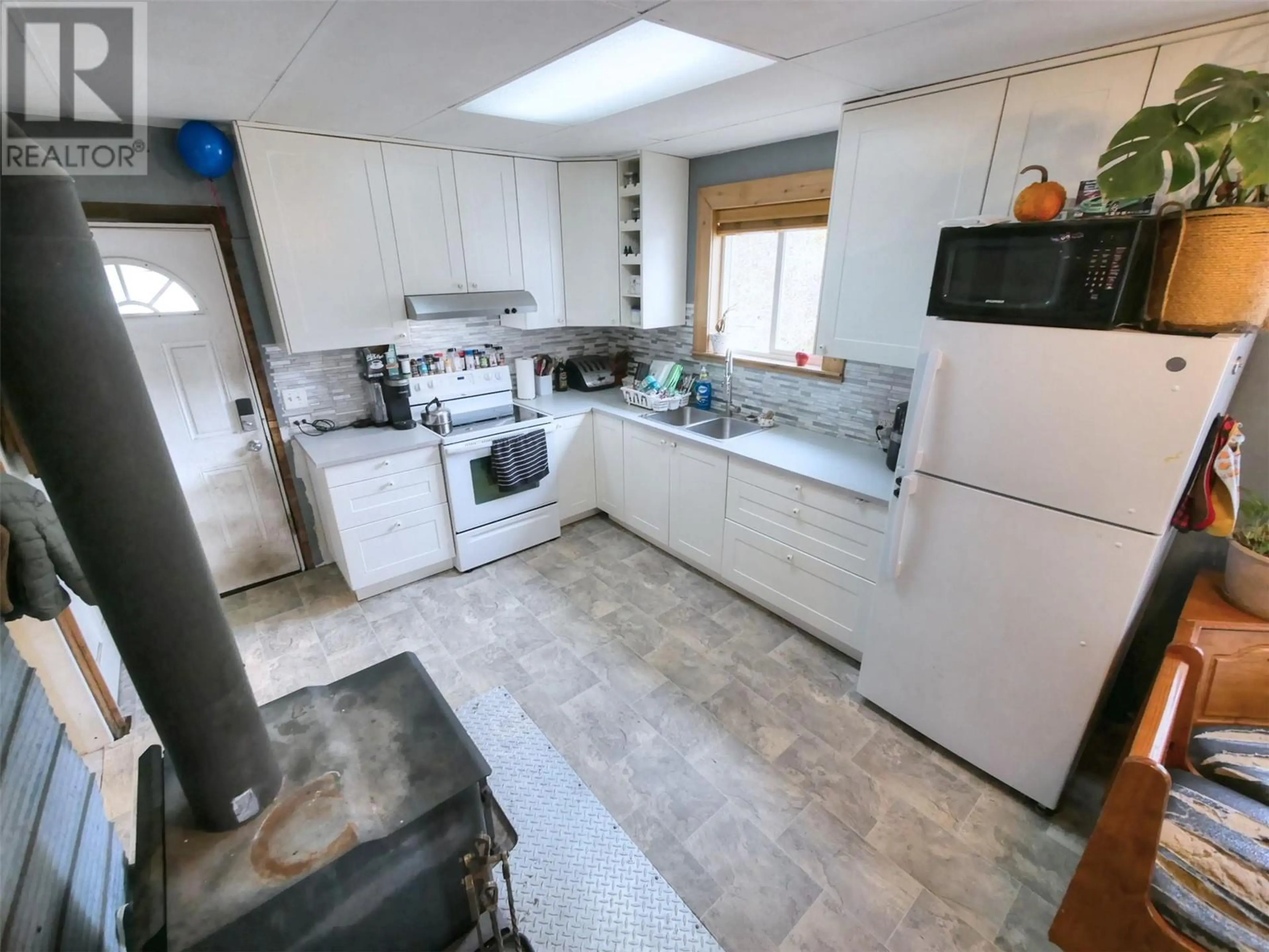 Property at 1322 GLENDALE AVENUE, Salmo, BC