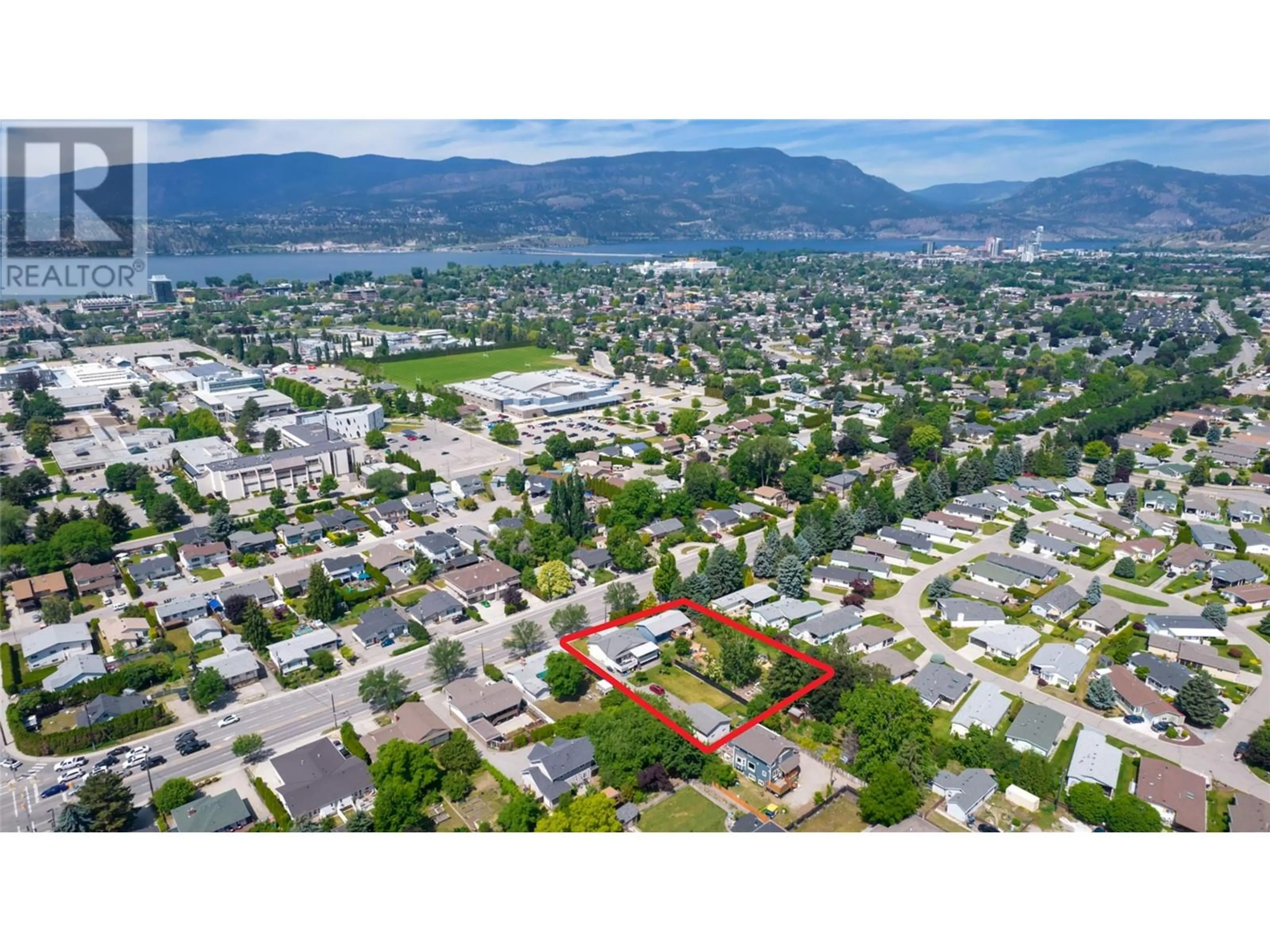 Property at 3009 GORDON DRIVE, Kelowna, BC