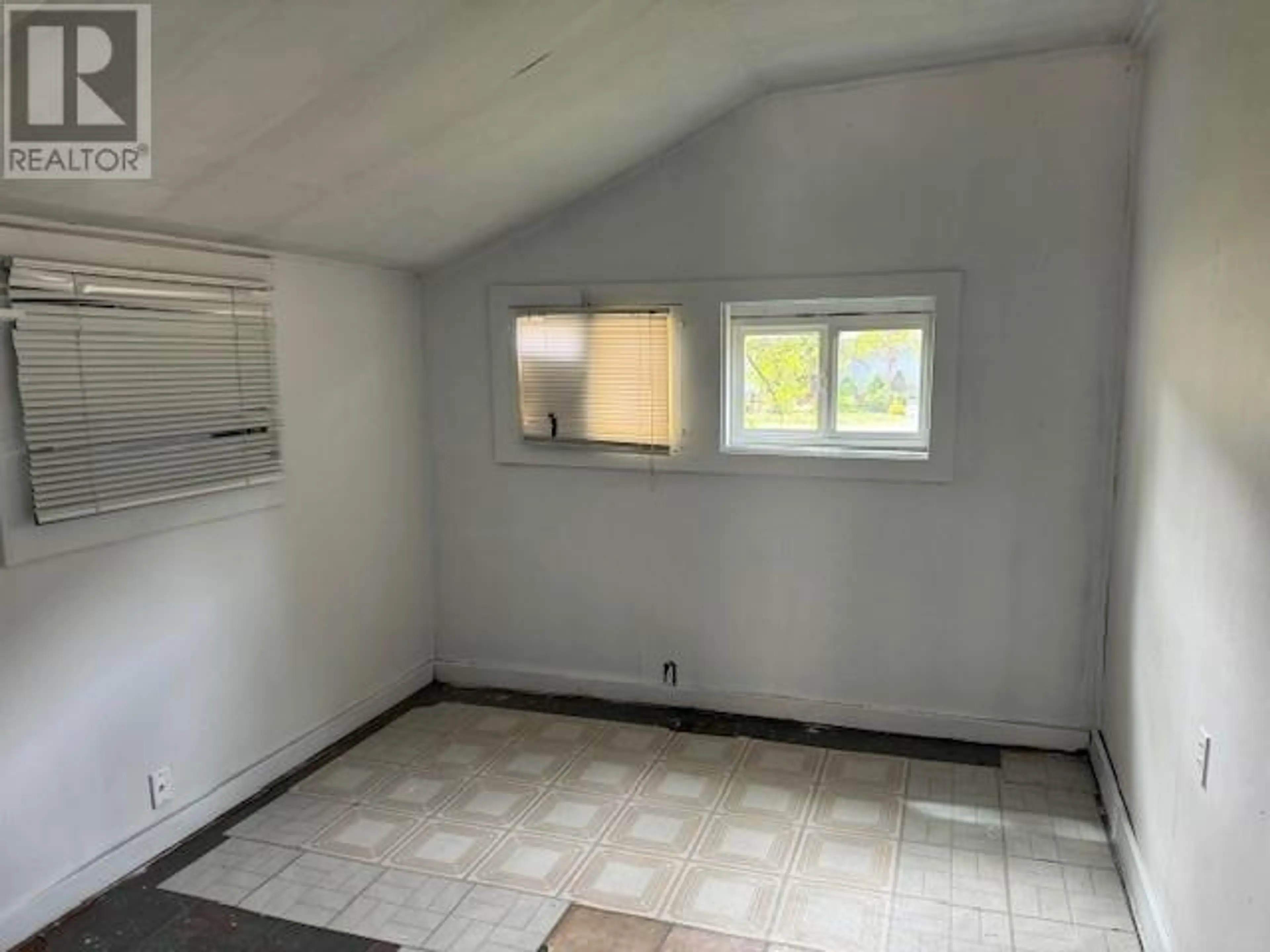 Property at 693 NINTH AVENUE, Midway, BC