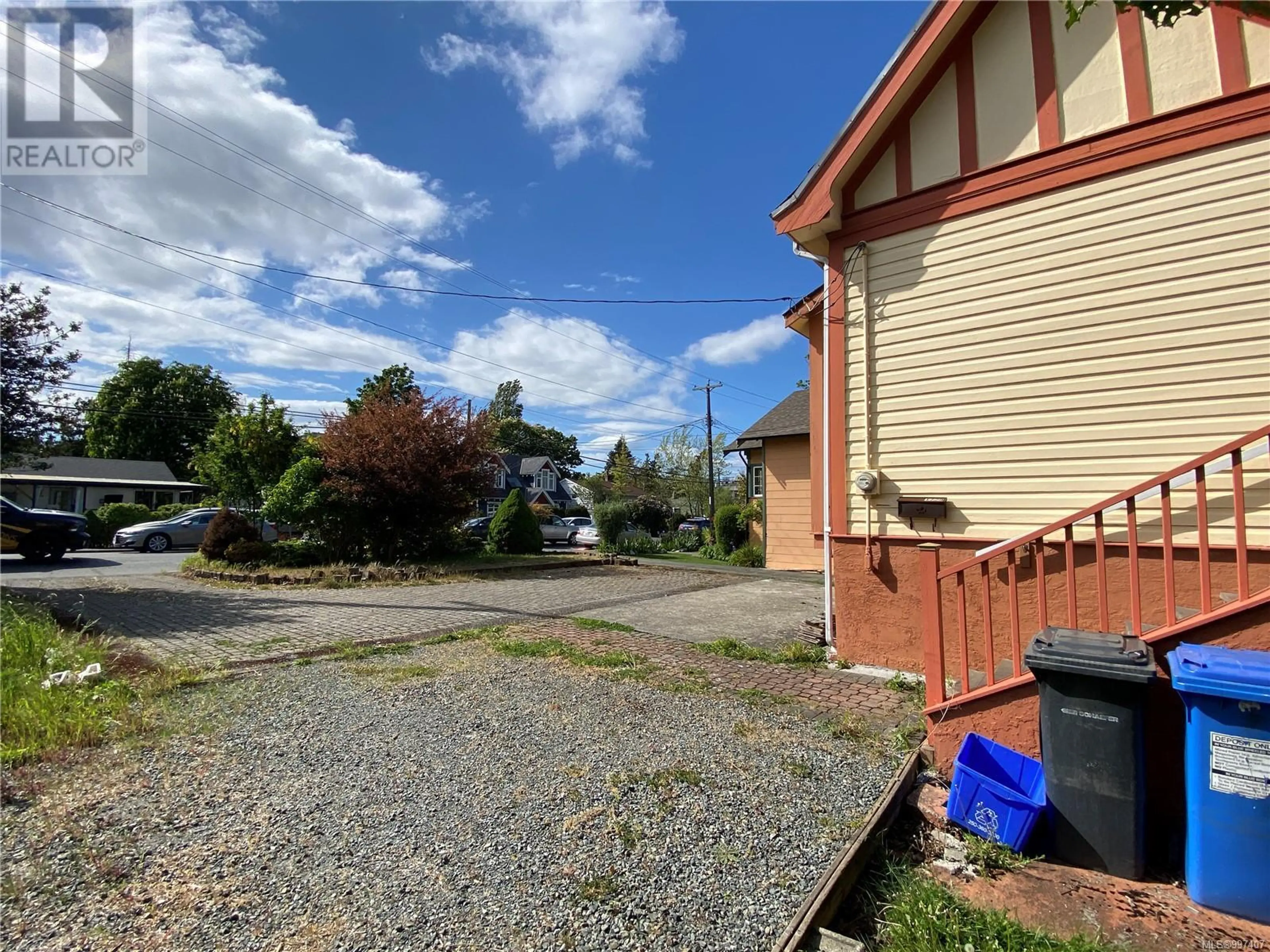 Property at 1729 FOUL BAY RD, Oak Bay, BC