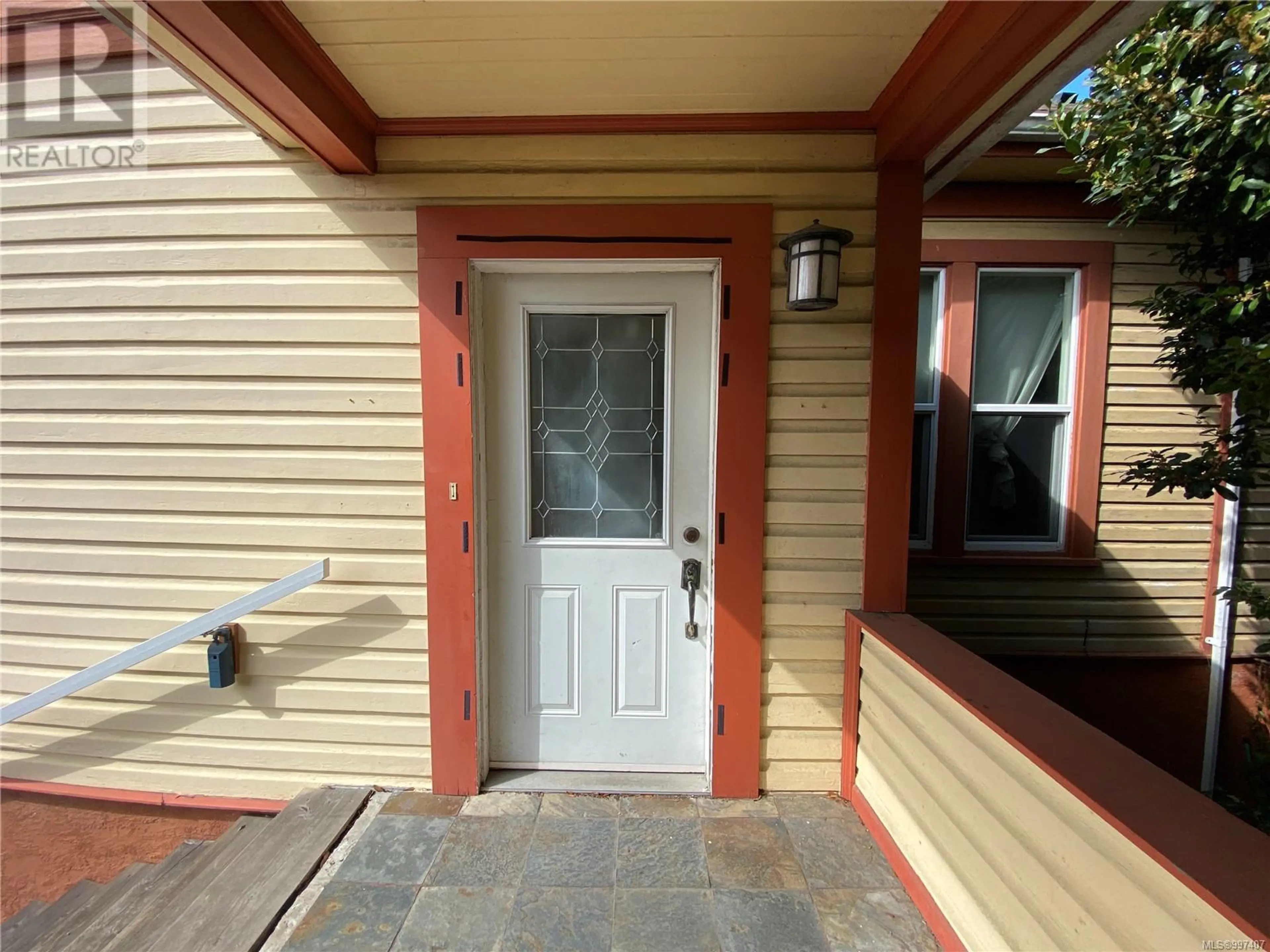 Property at 1729 FOUL BAY RD, Oak Bay, BC