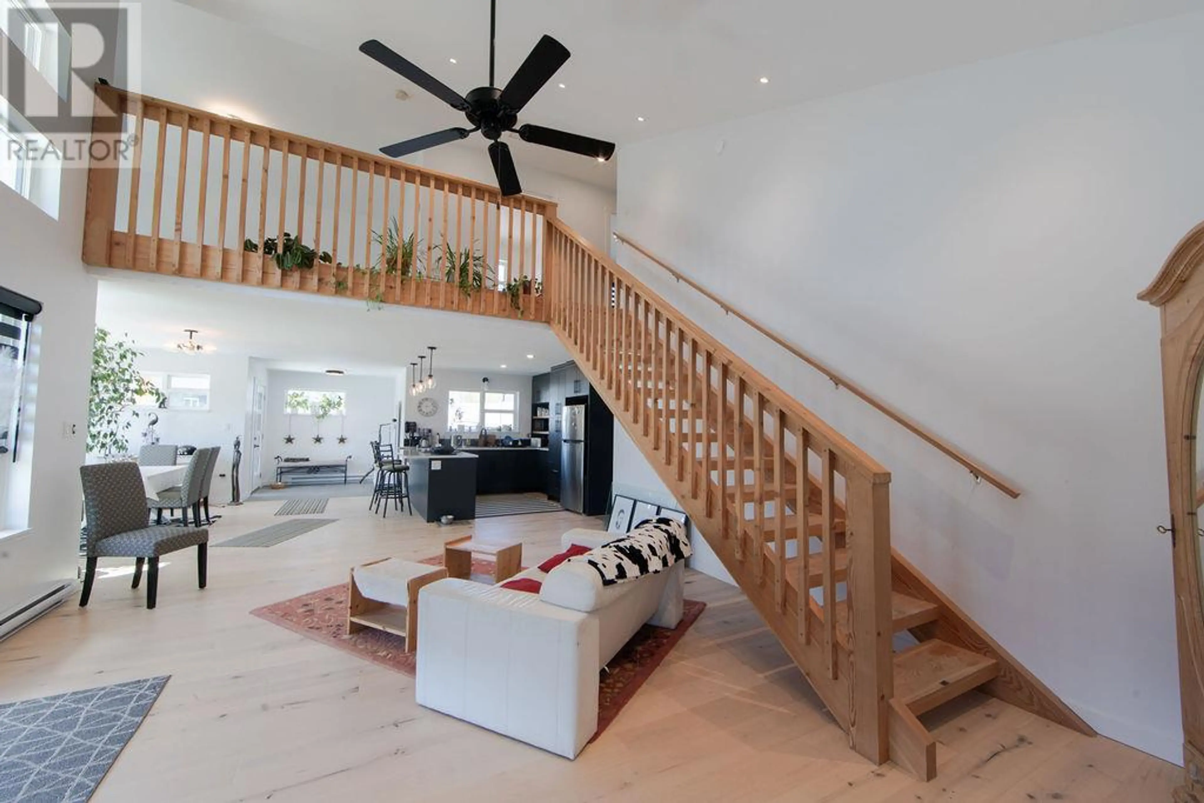 Property at 215 COTSWOLD ROAD, Nakusp, BC