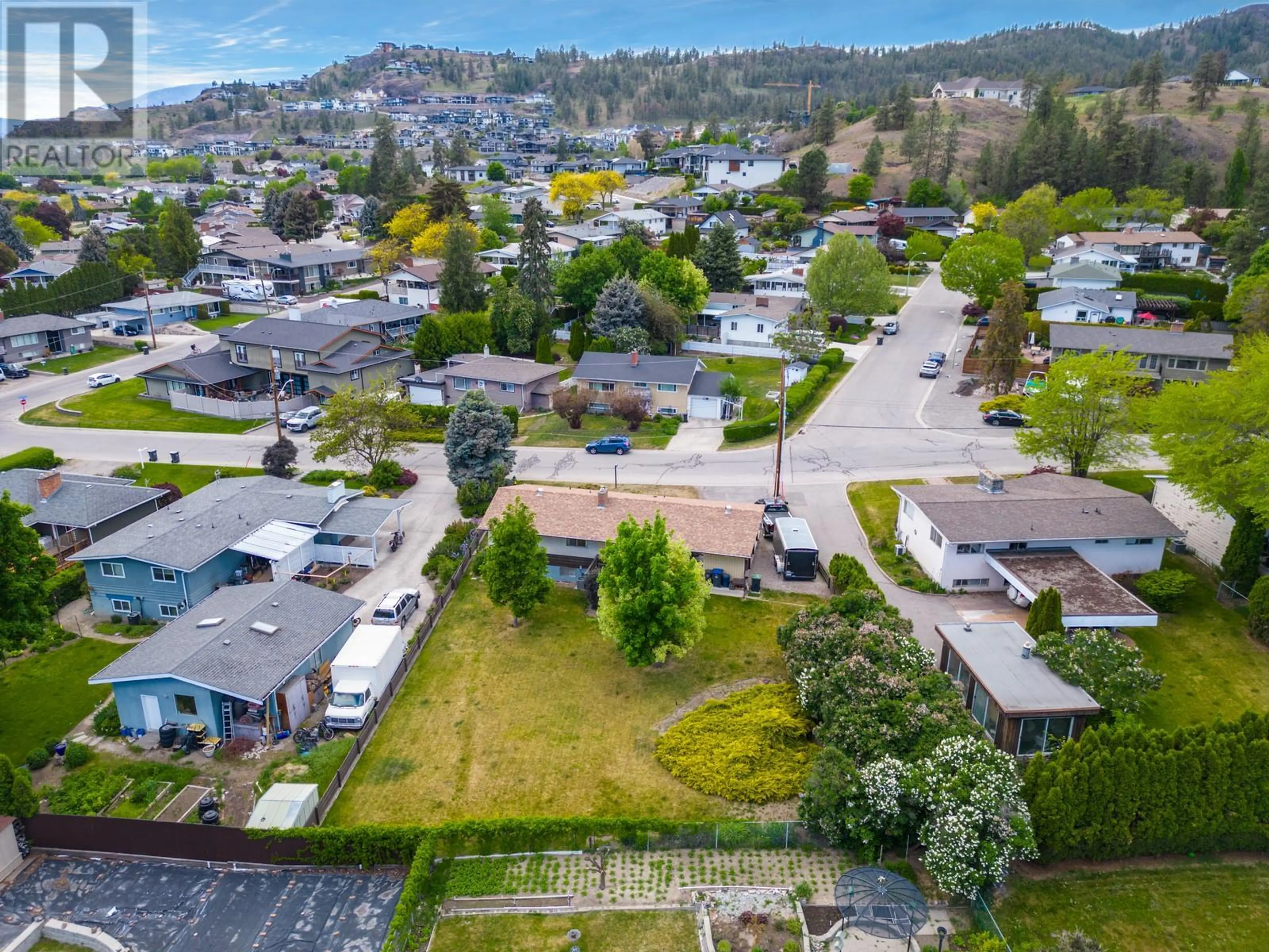 Property at 715 GLENBURN STREET, Kelowna, BC
