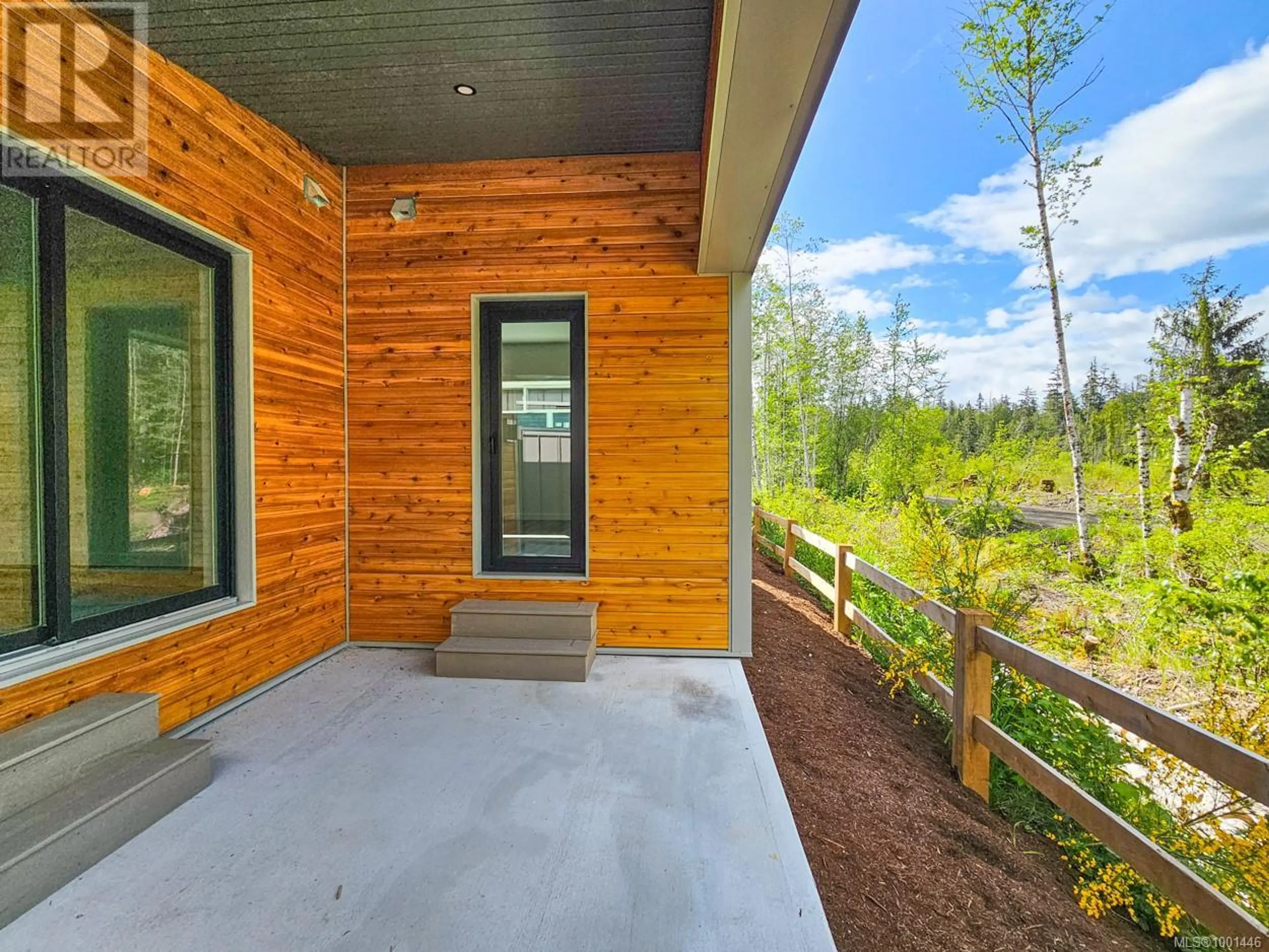 Property at #39 3025 ROYSTON RD, Cumberland, BC