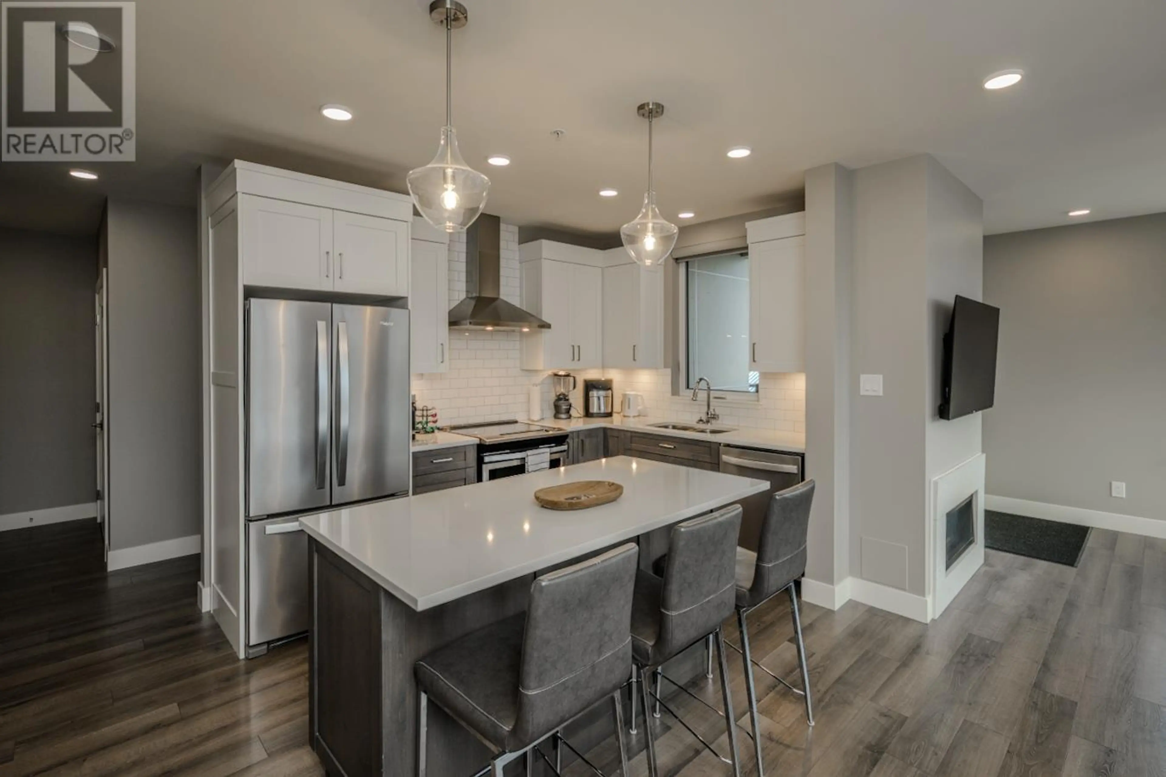 Property at #201 1087 6TH AVENUE, Prince George, BC