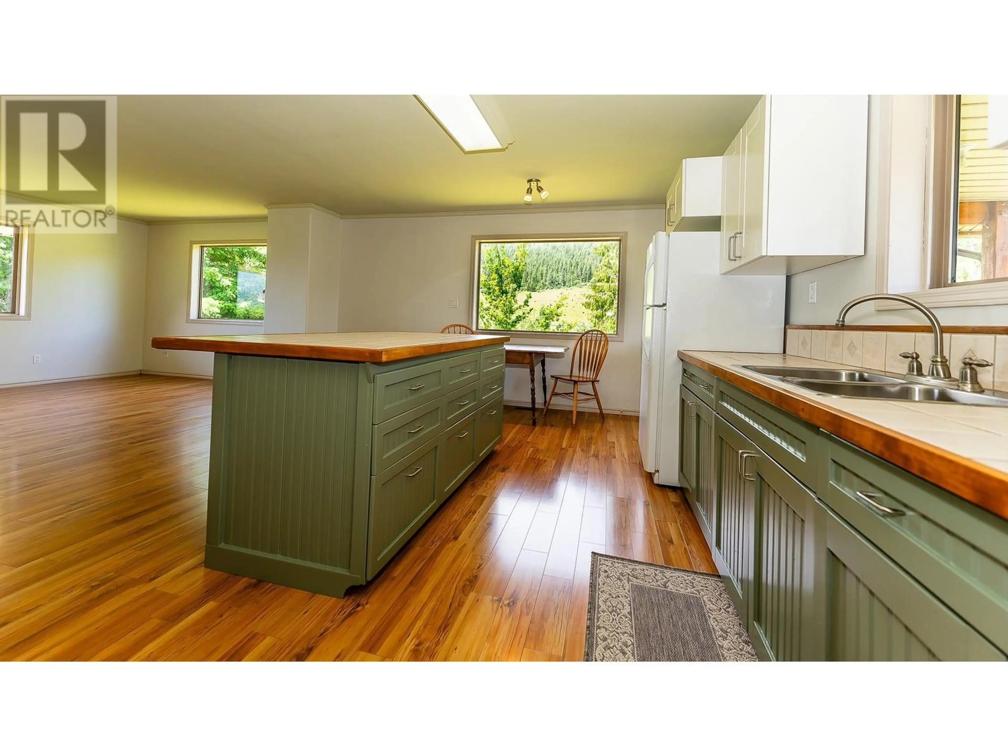 Property at 93 OLD SICAMOUS ROAD, Grindrod, BC