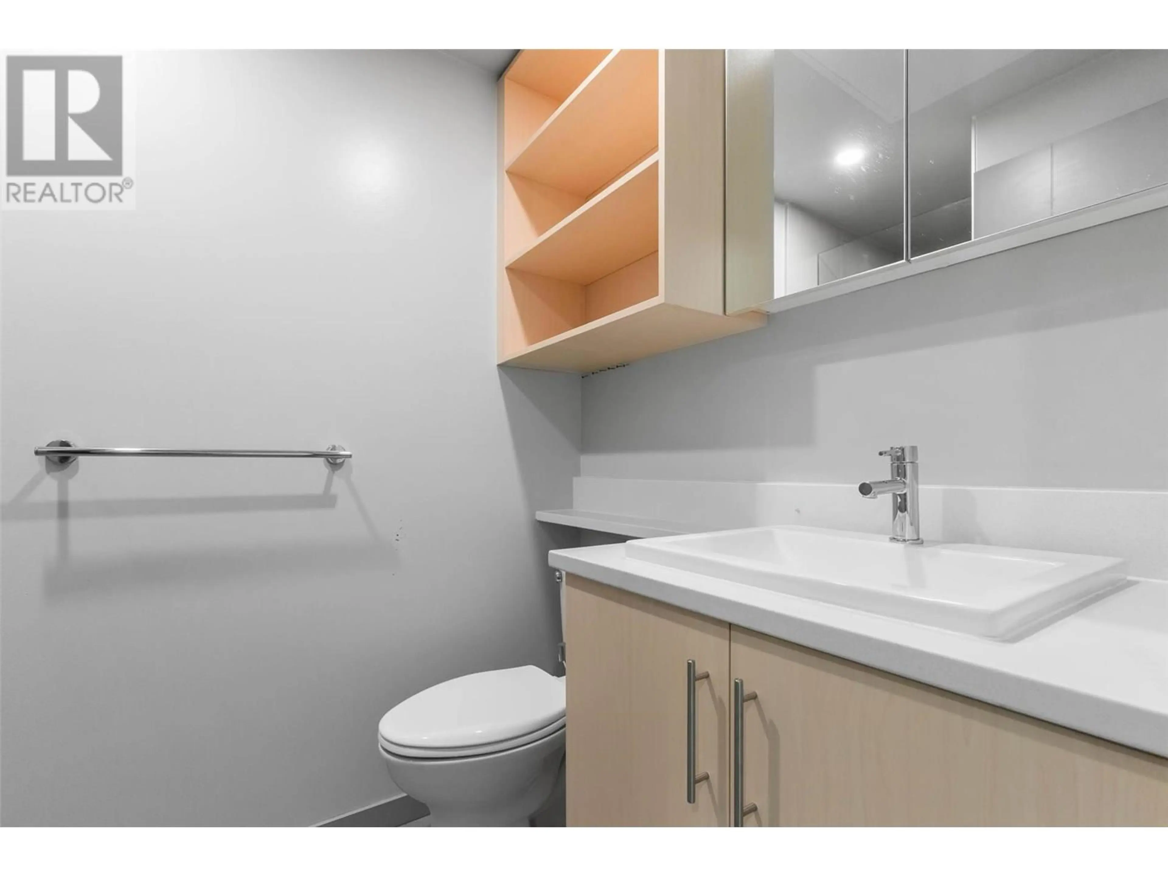 Property at #224 345 DOUGALL ROAD N, Kelowna, BC