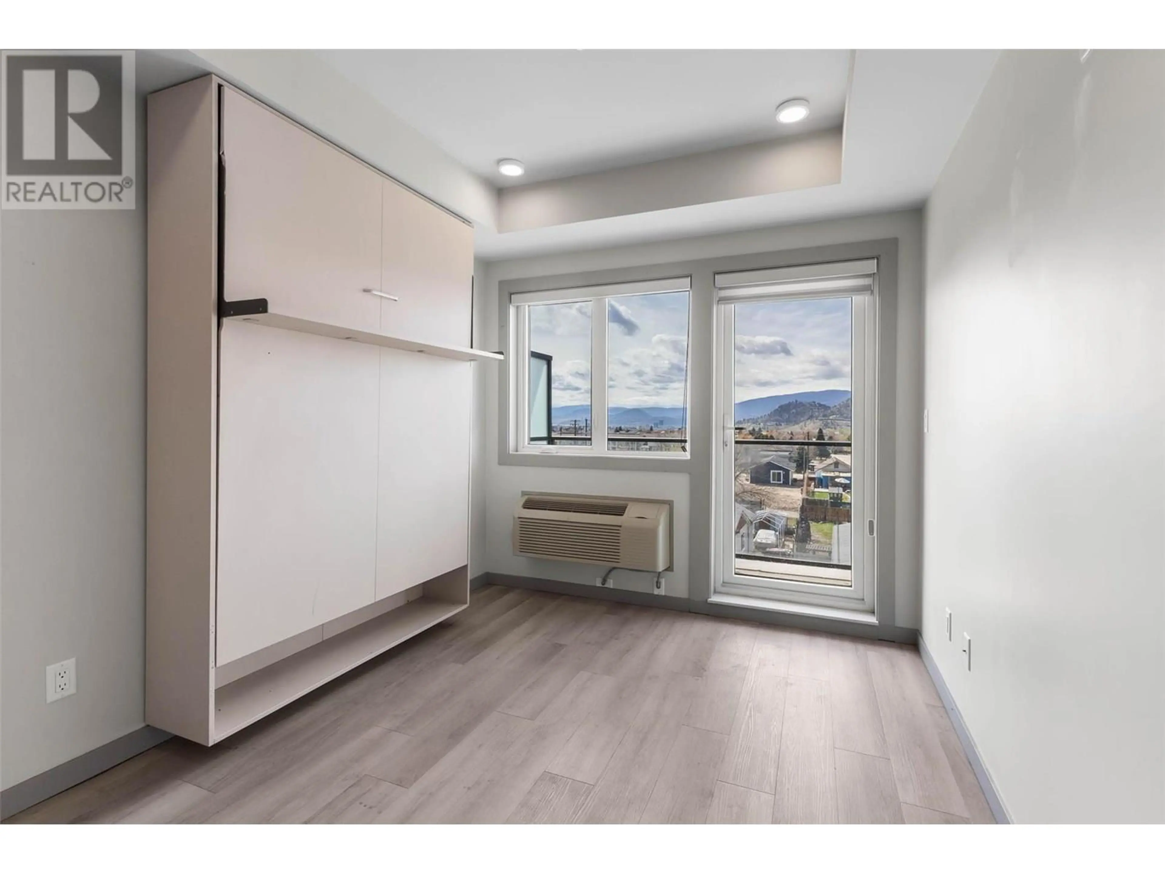 Property at #224 345 DOUGALL ROAD N, Kelowna, BC