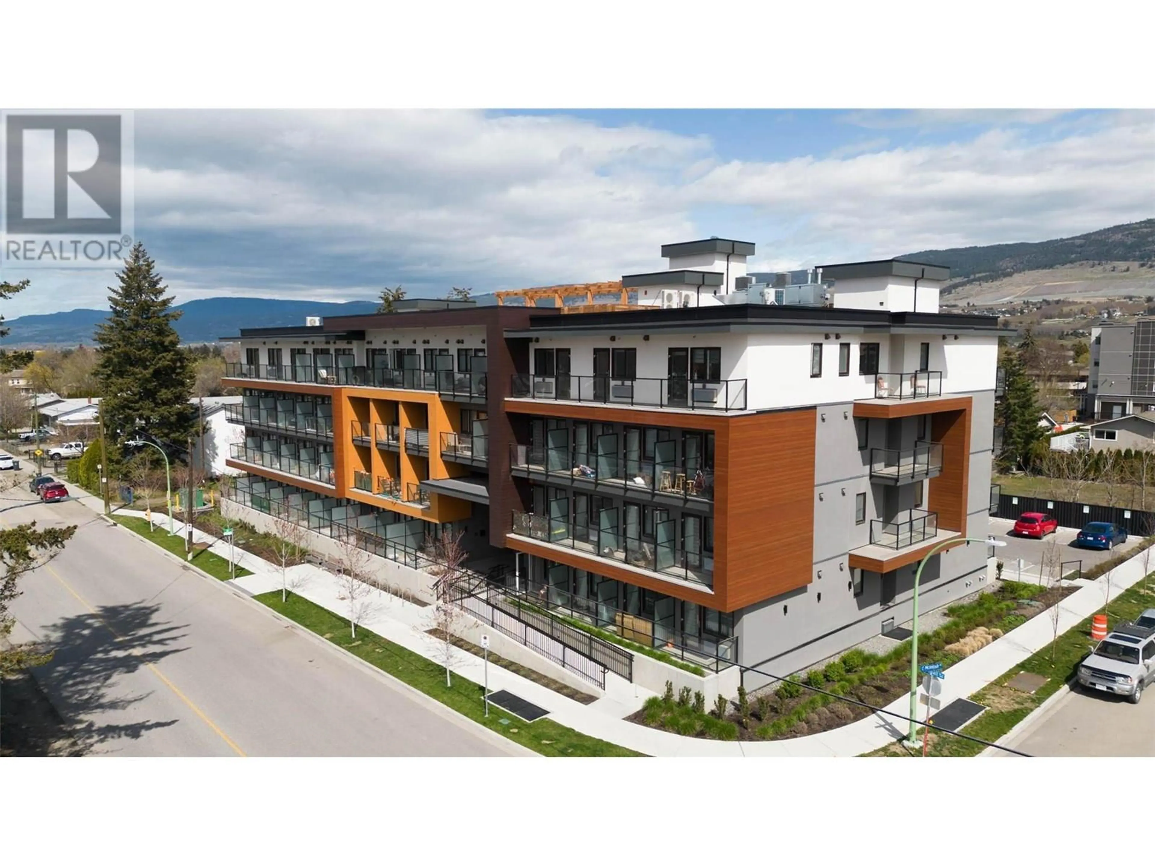 Property at #224 345 DOUGALL ROAD N, Kelowna, BC