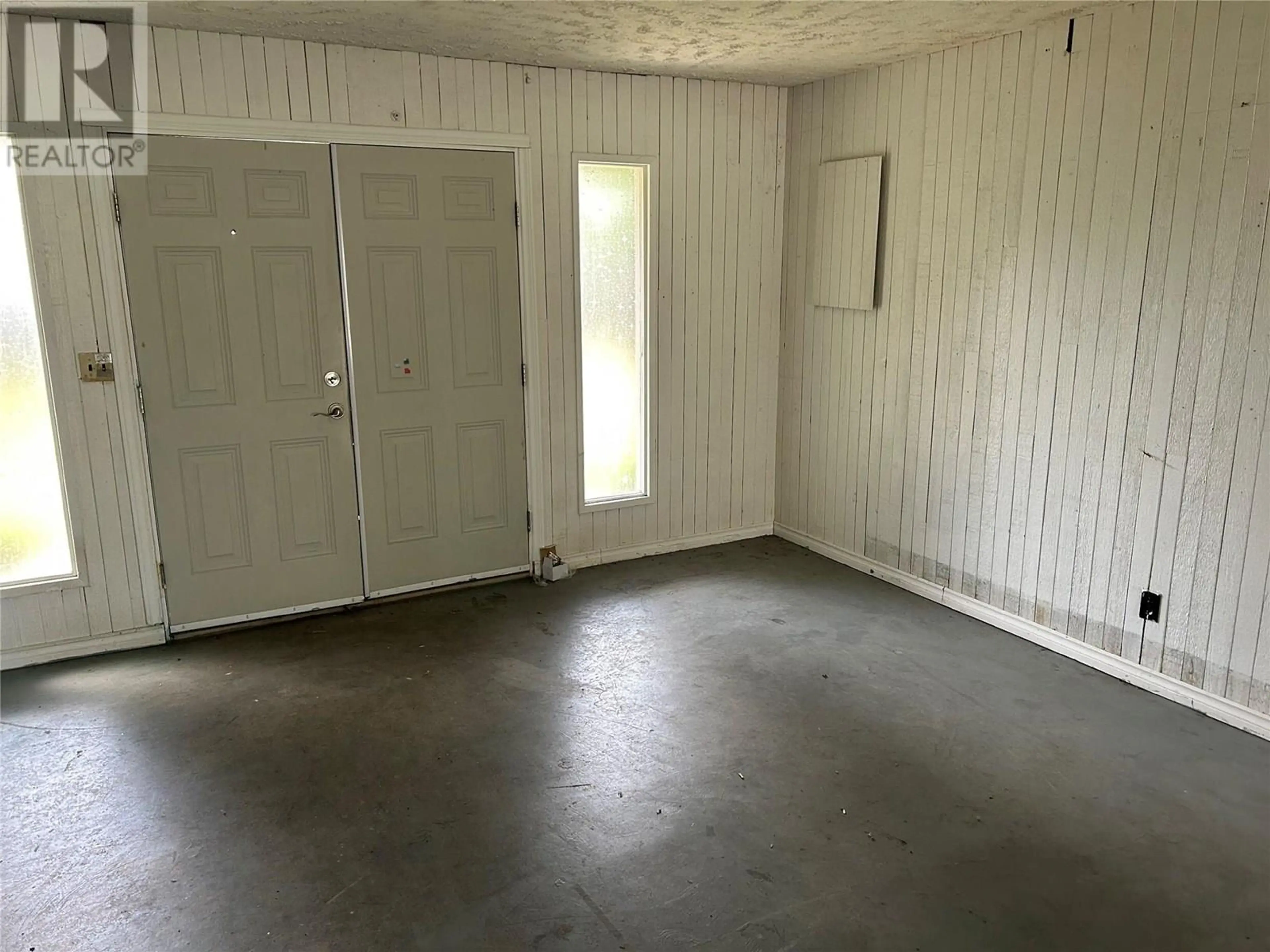 Property at 2571 LAKESHORE ROAD, Vernon, BC