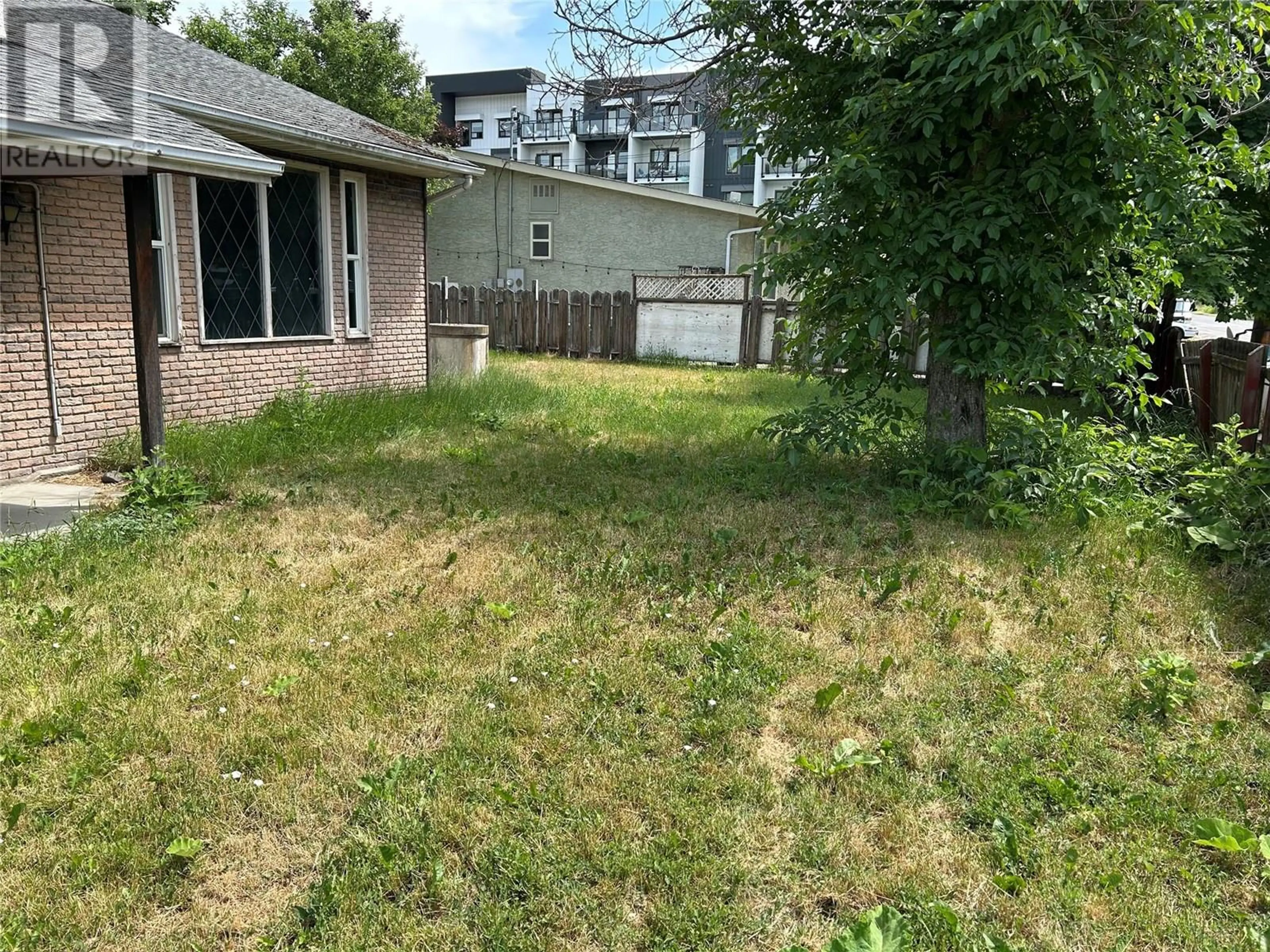 Property at 2571 LAKESHORE ROAD, Vernon, BC