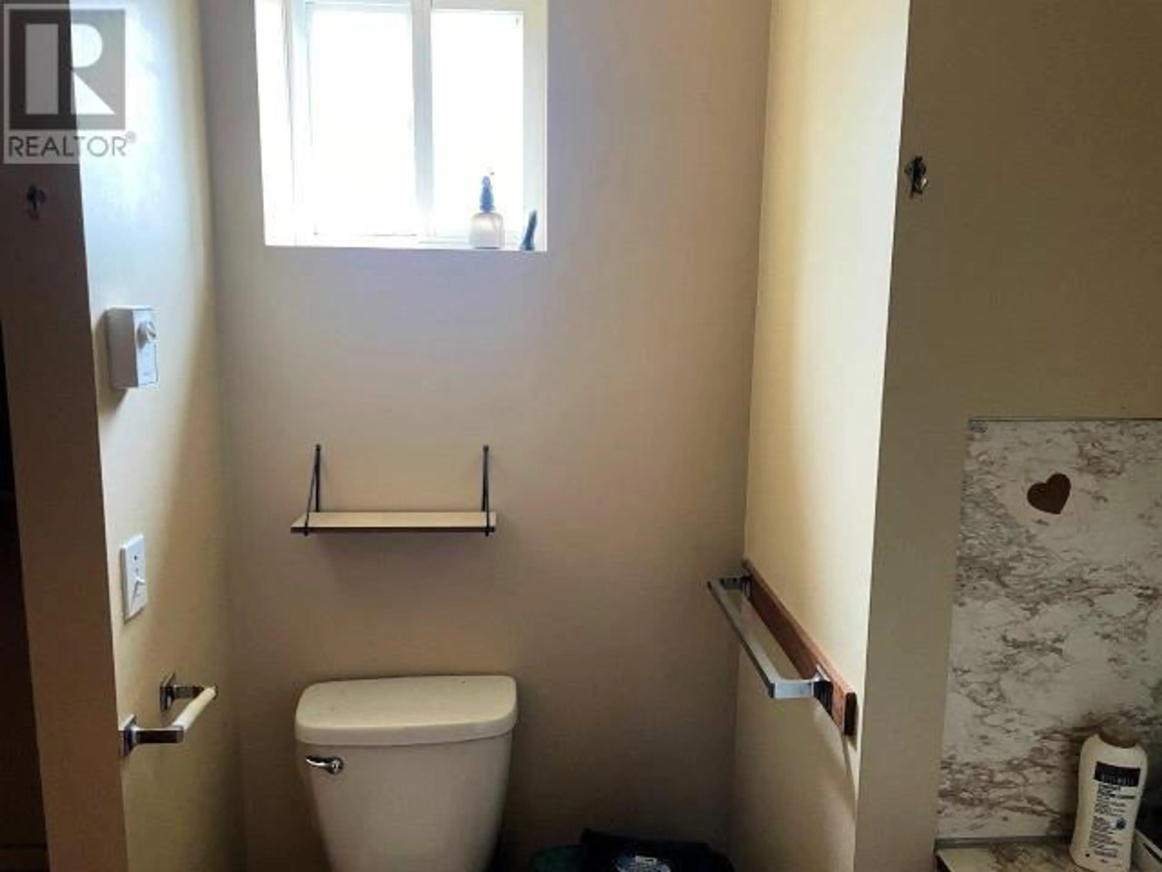 Property at 5382 LABURNUM AVE, Powell River, BC