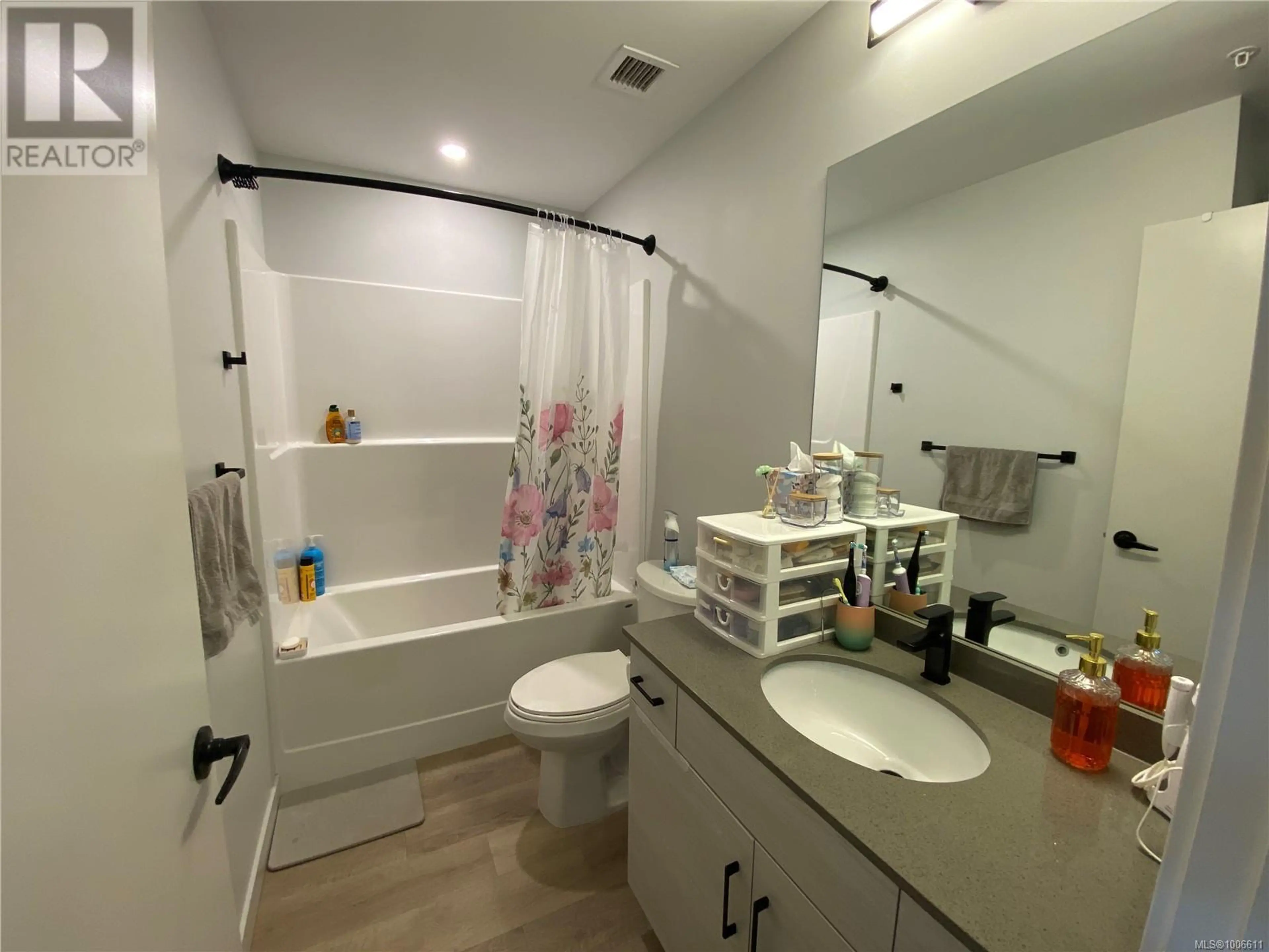 Property at #404 2469 GATEWAY RD, Langford, BC