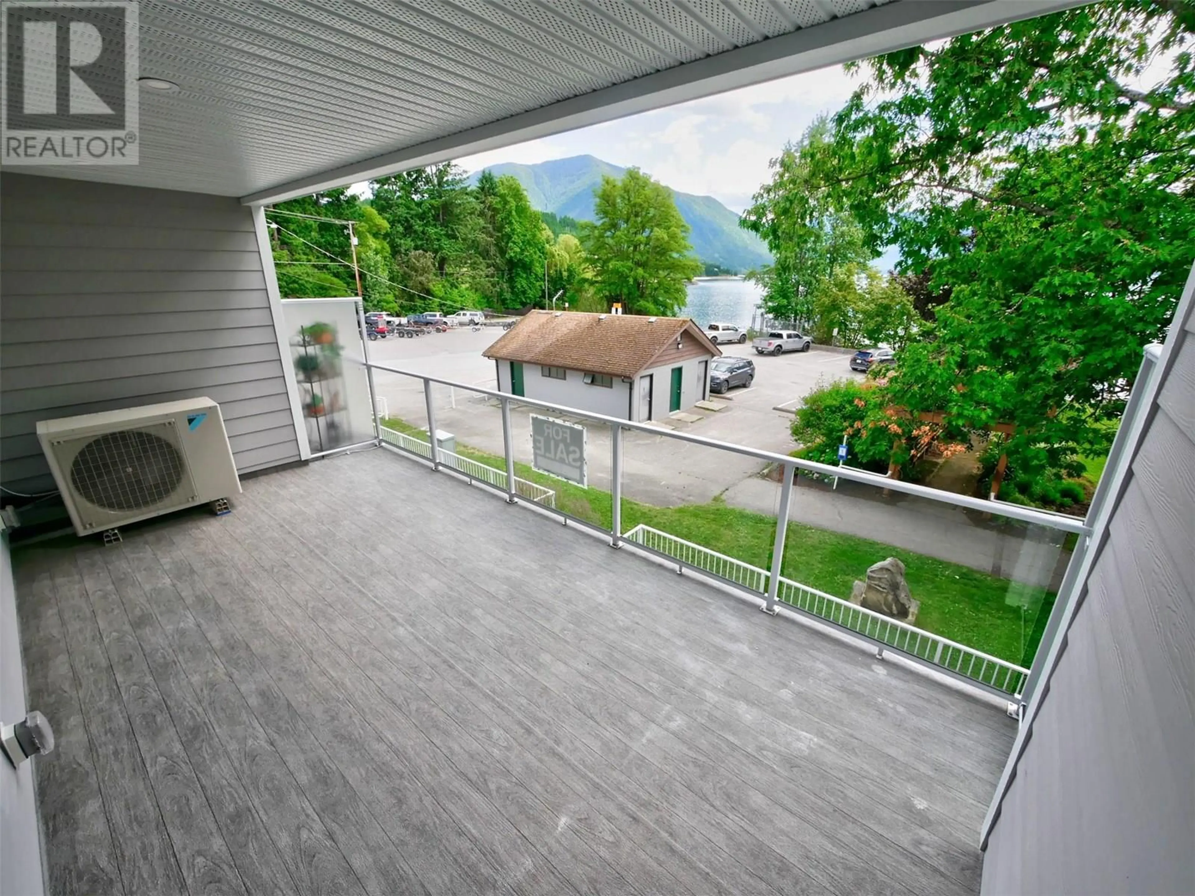Property at #3 88 NELSON AVENUE S, Nakusp, BC