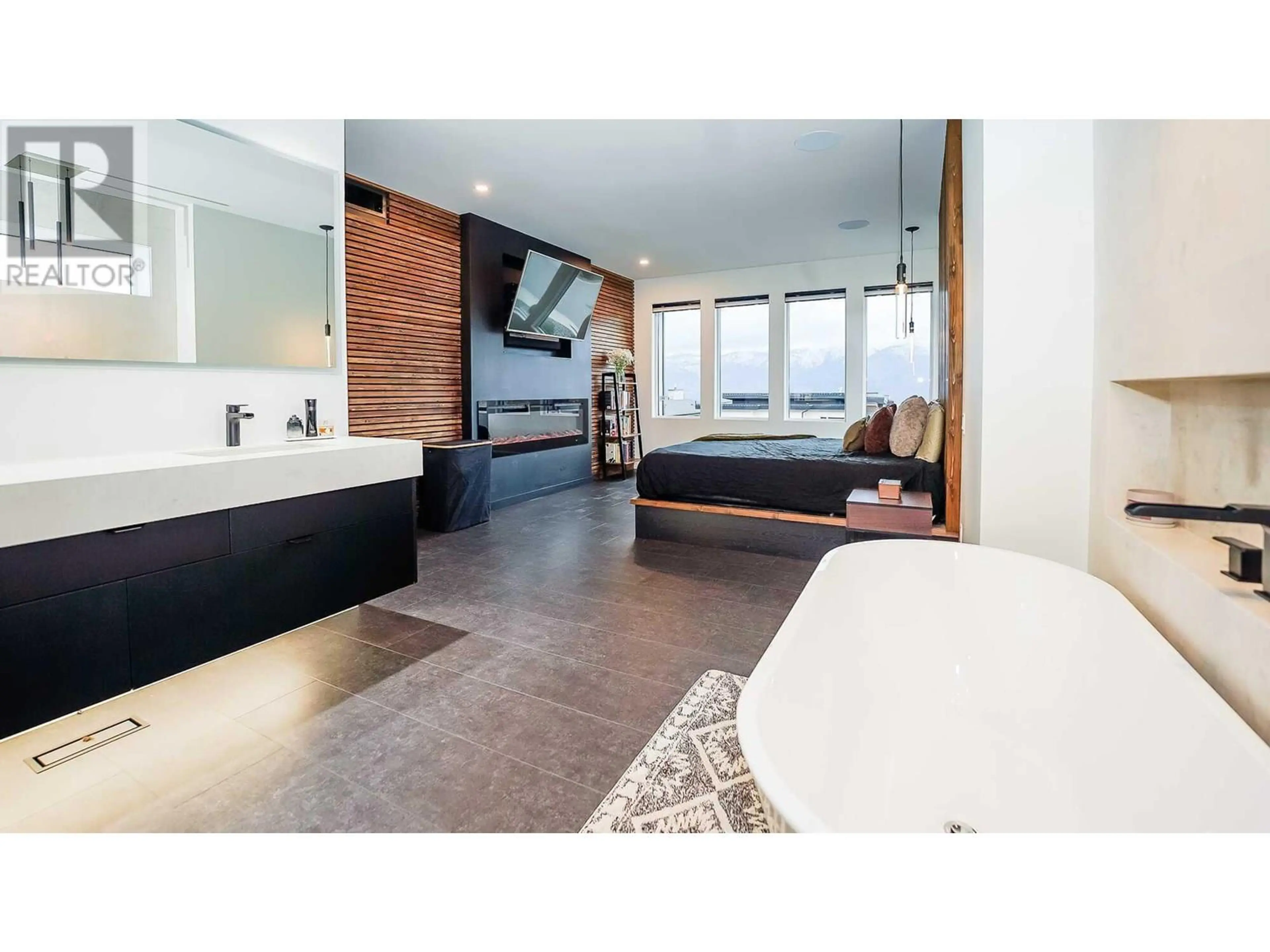 Property at 9499 LEDGESTONE ROAD, Lake Country, BC