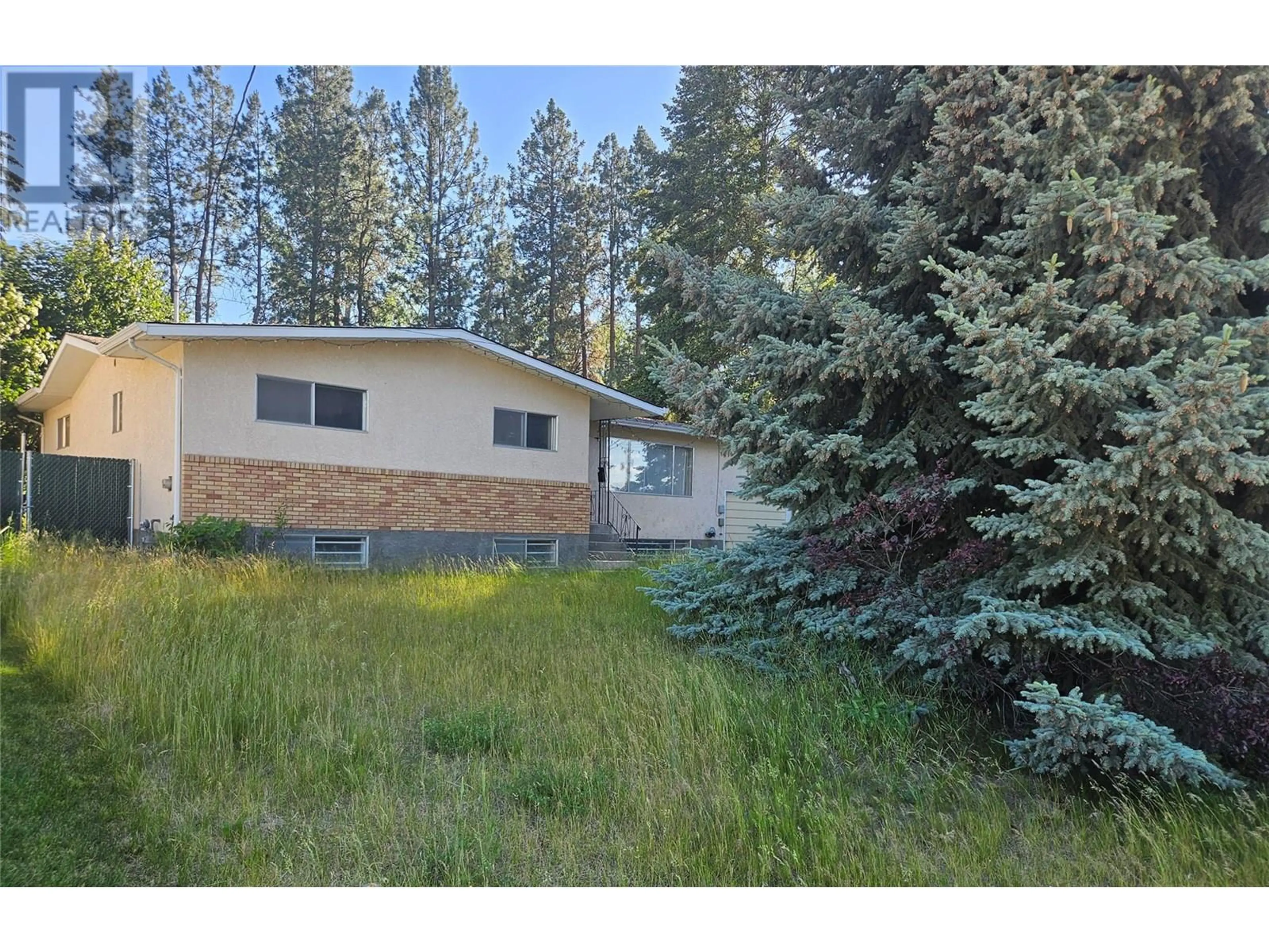 Property at 305 & 295 CLARISSA ROAD, Kelowna, BC
