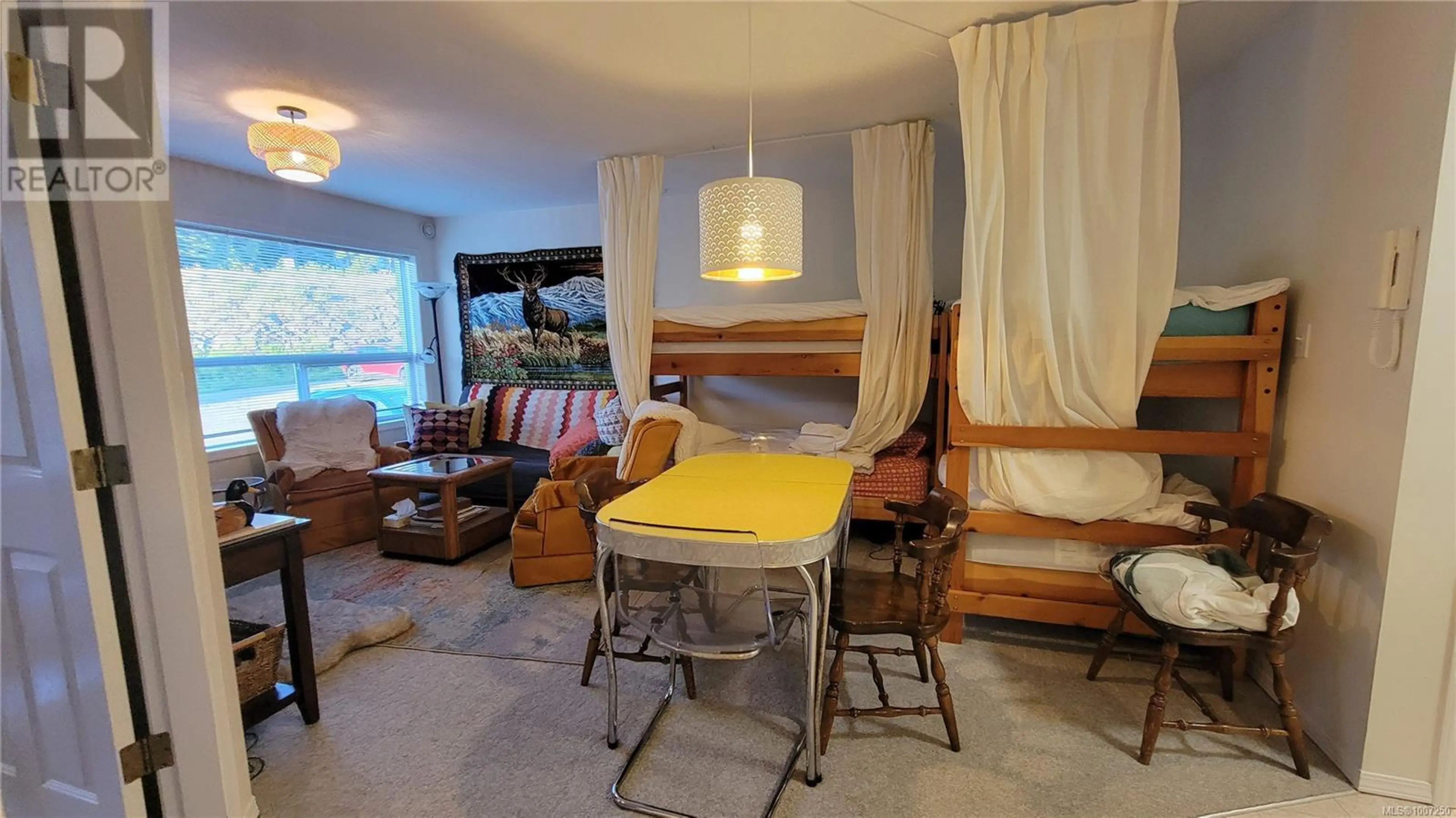 Property at #111 1105 HENRY RD, Courtenay, BC