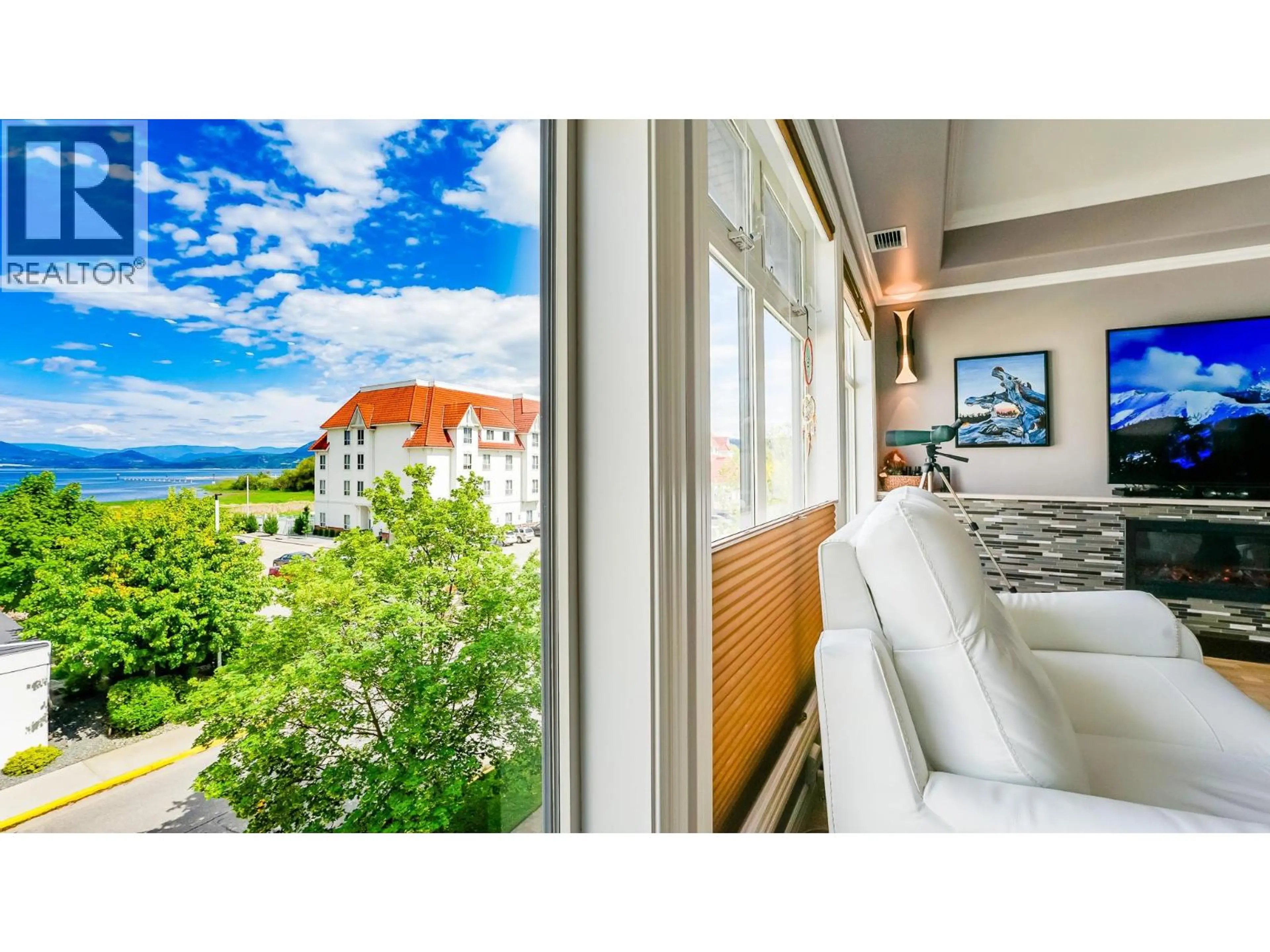 Property at #302 160 HARBOURFRONT DRIVE, Salmon Arm, BC