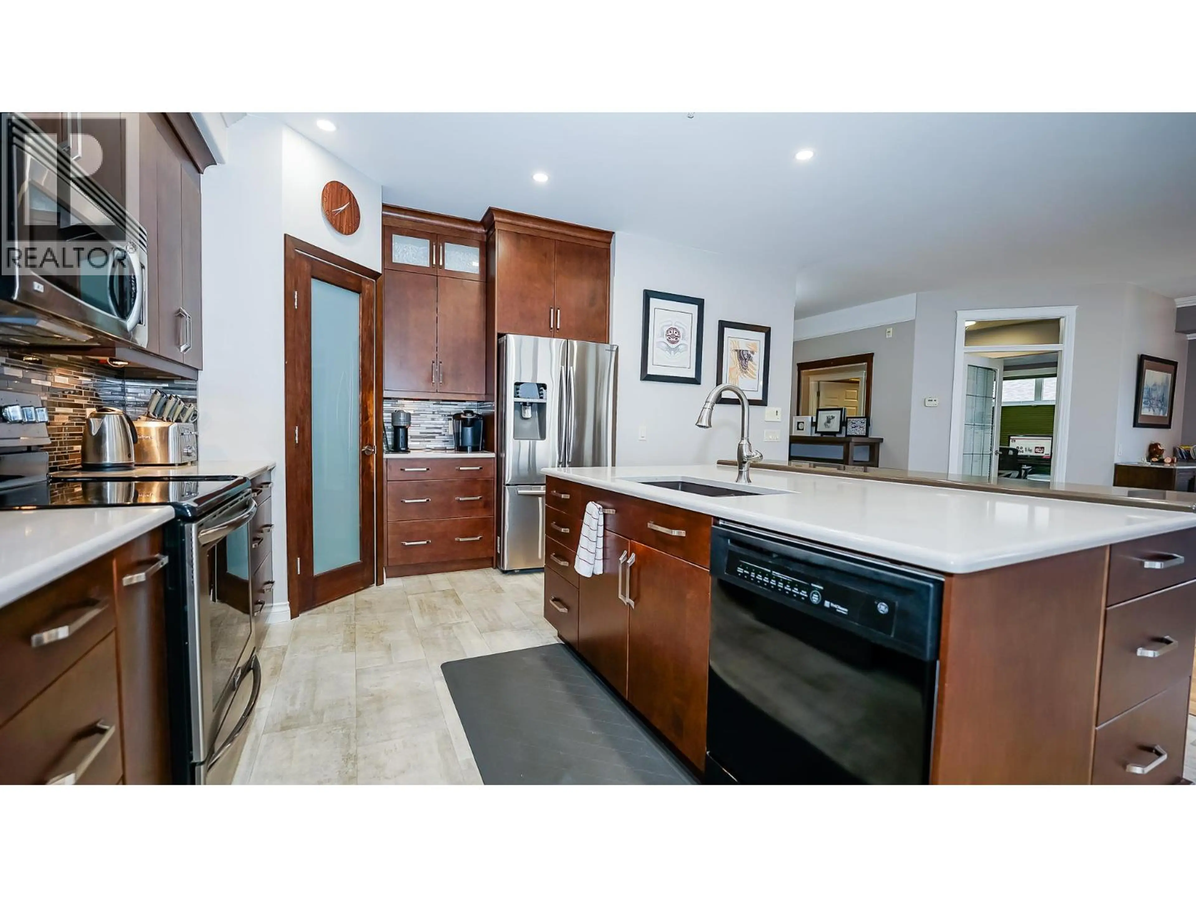 Property at #302 160 HARBOURFRONT DRIVE, Salmon Arm, BC