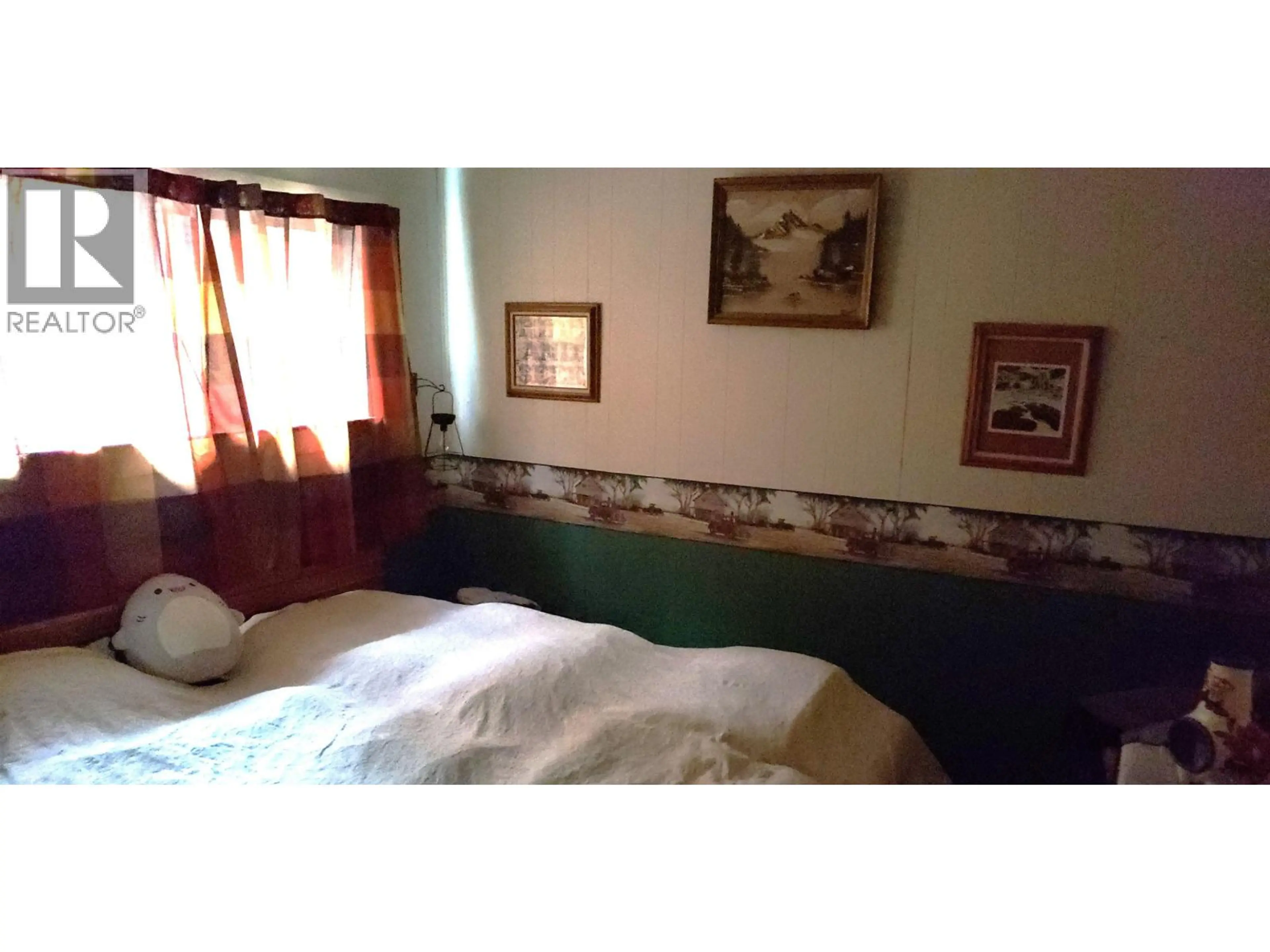 Property at 7252 E YOUNG LAKE ROAD, 70 Mile House, BC