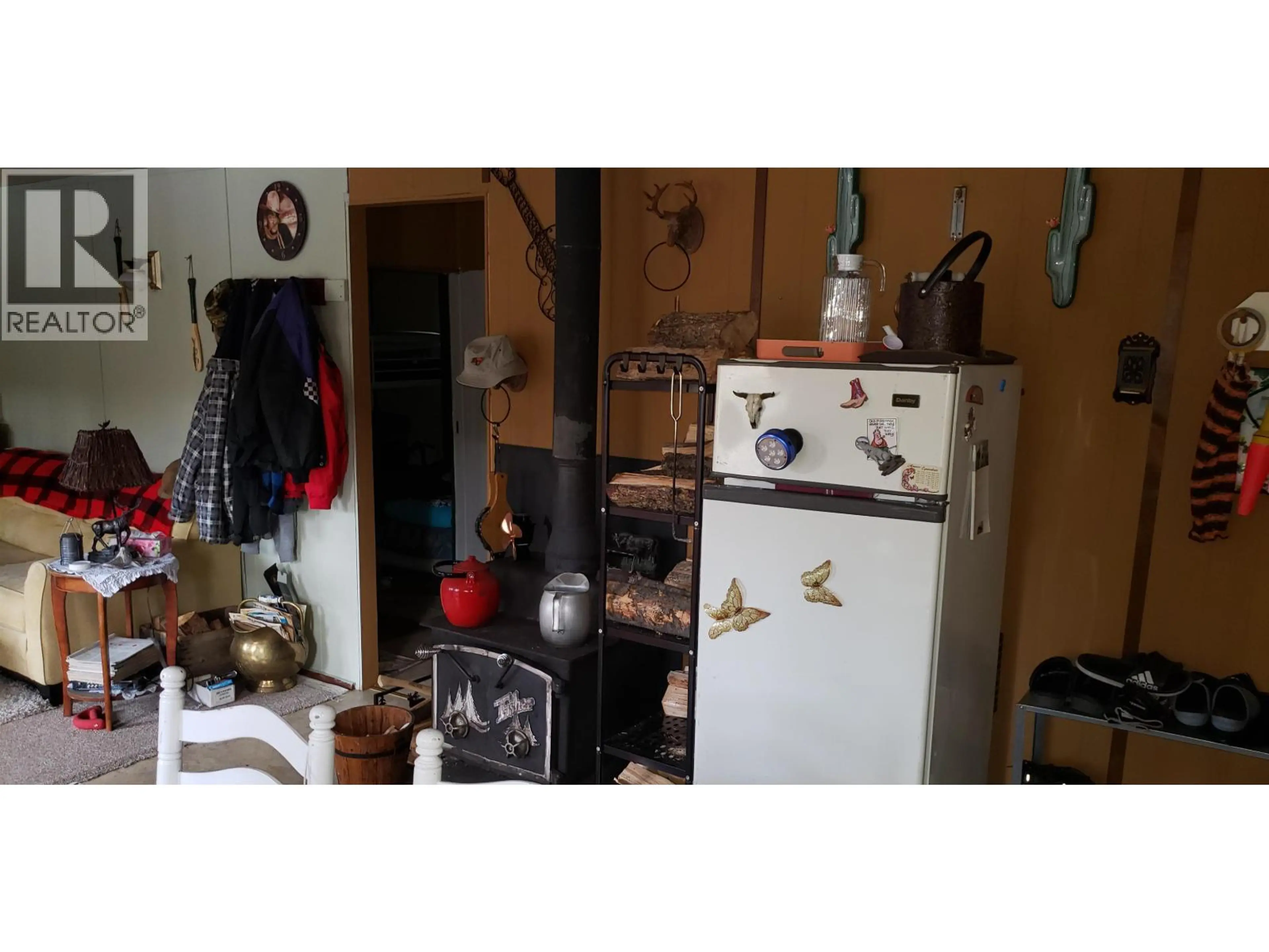 Property at 7252 E YOUNG LAKE ROAD, 70 Mile House, BC