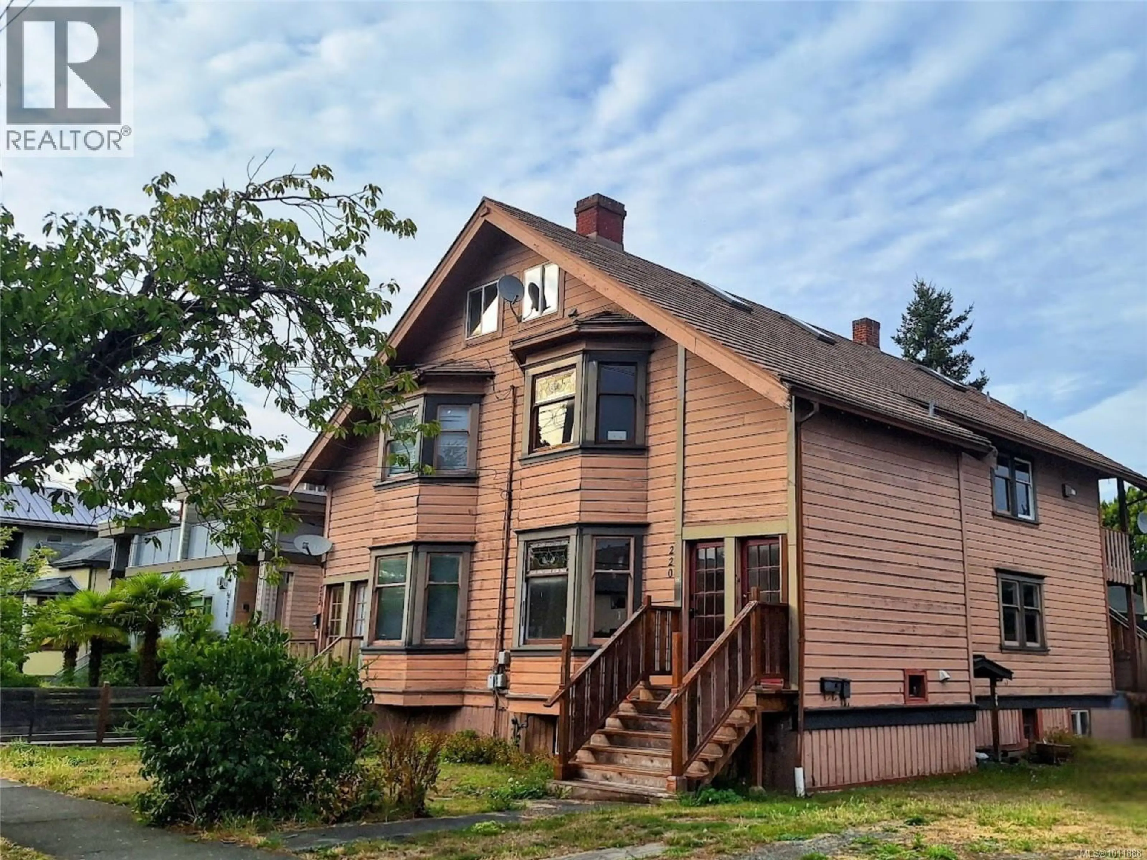 Property at 220 MICHIGAN ST, Victoria, BC