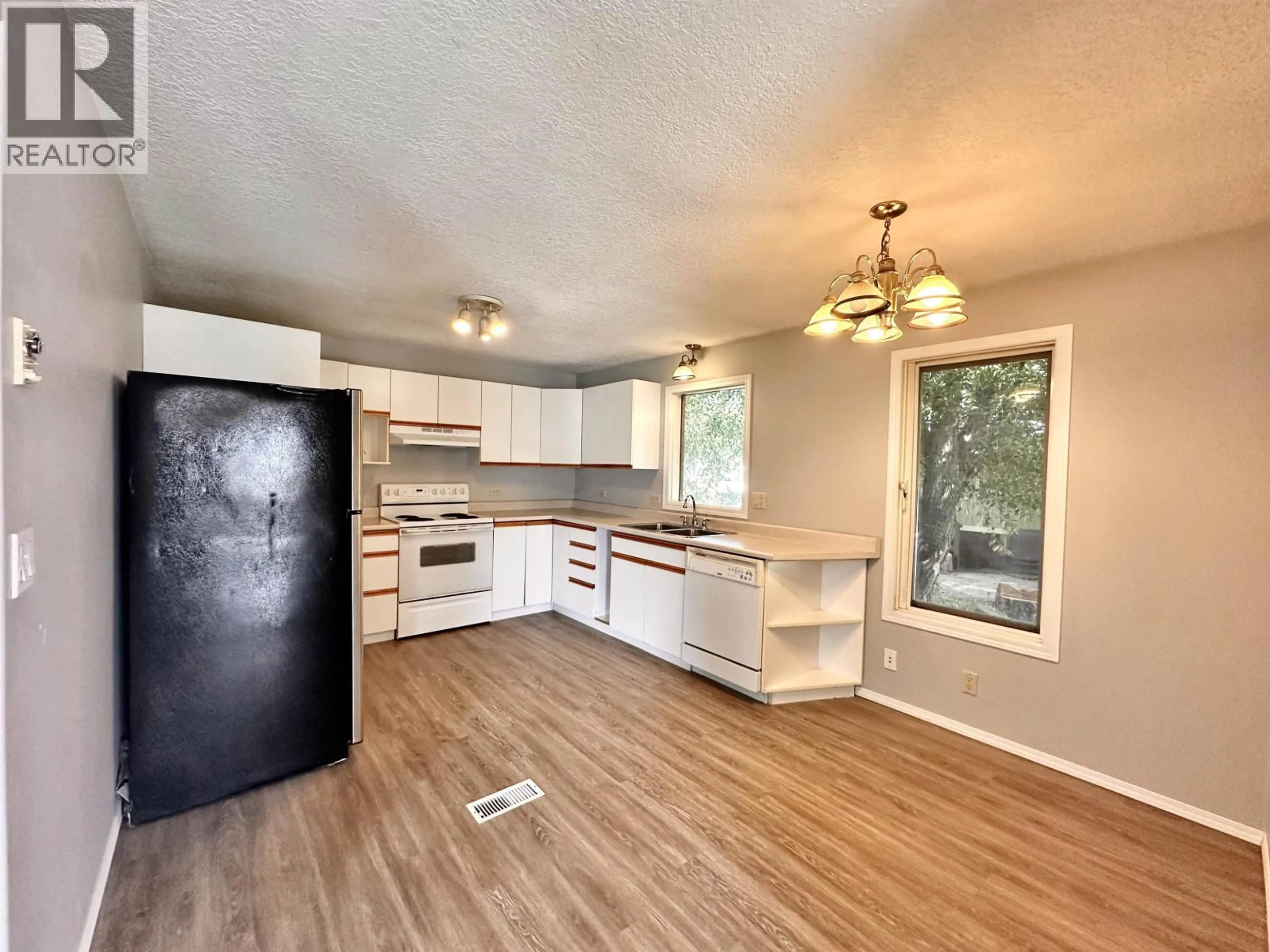 Property at 1144 4TH AVENUE, Valemount, BC