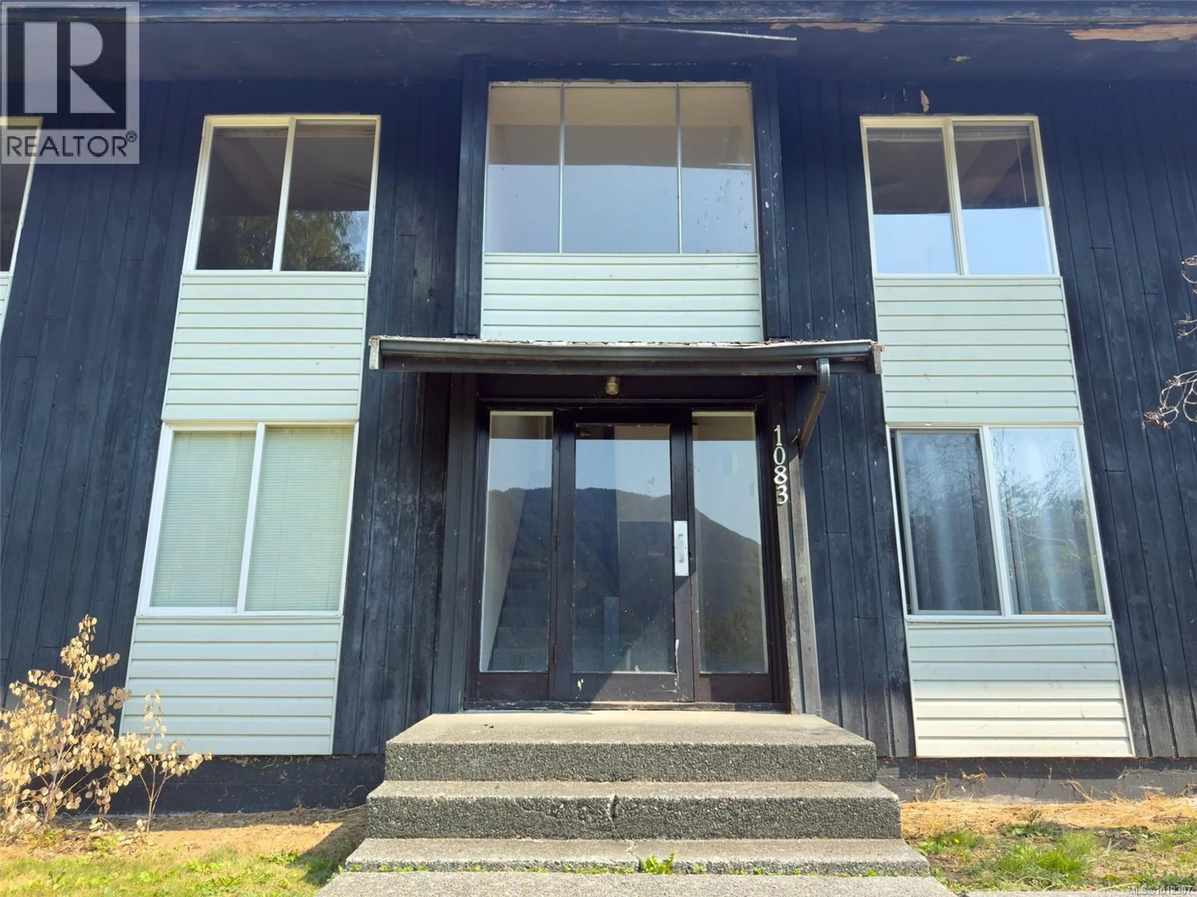 Property at #401 1083 MAQUINNA AVE, Port Alice, BC