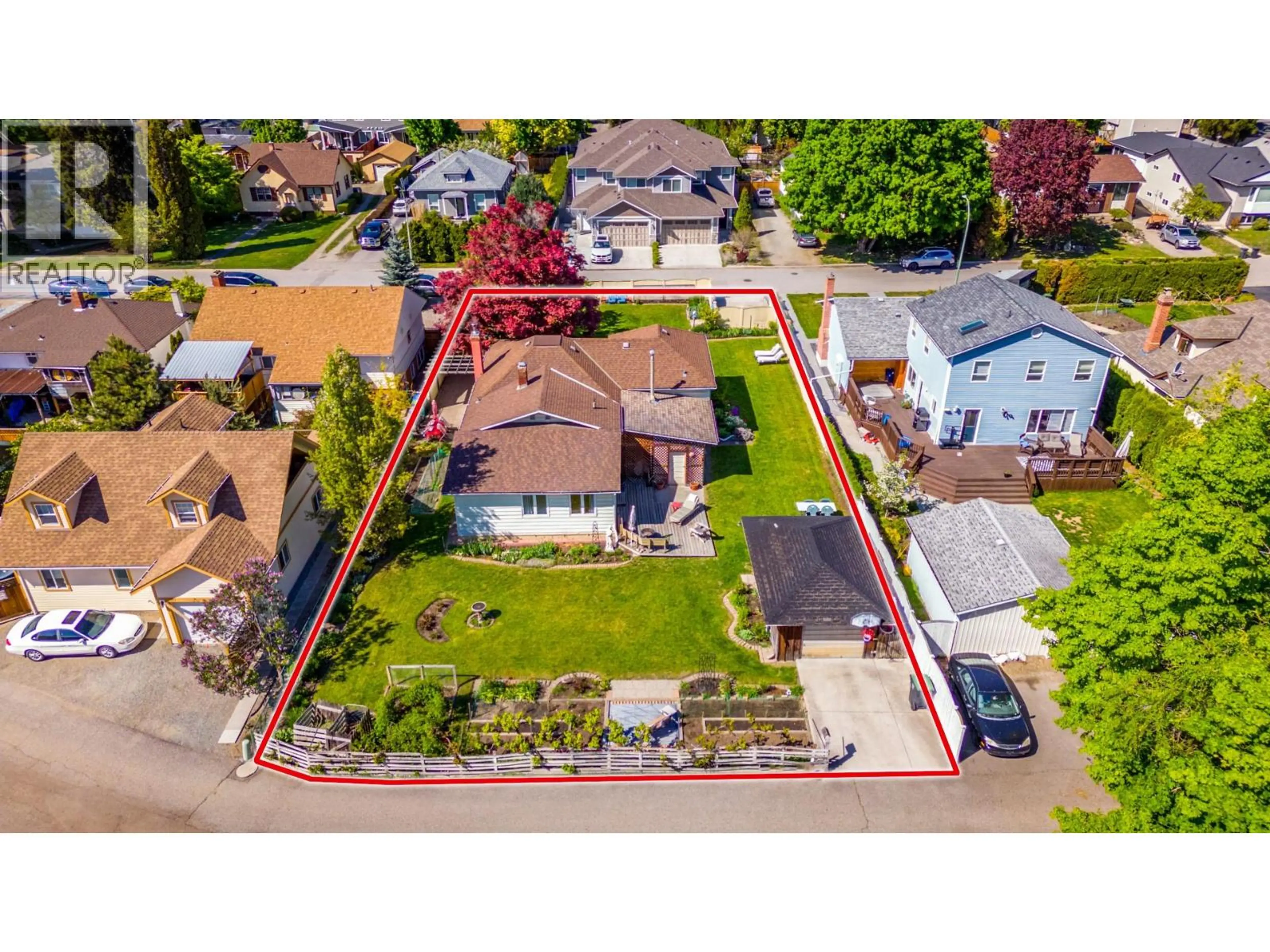 Property at 607 GLENWOOD AVENUE, Kelowna, BC