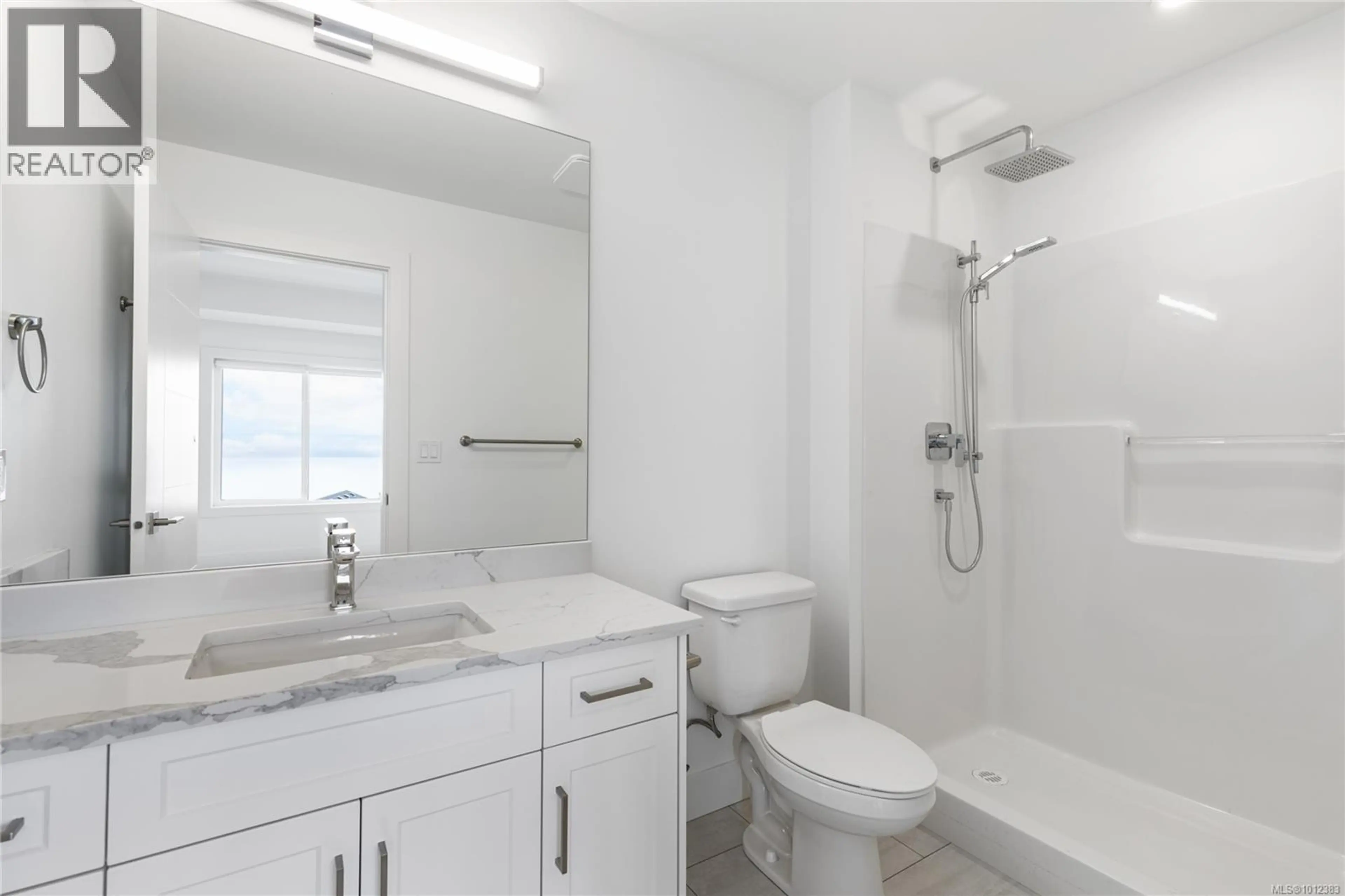 Property at #106 151 ROYAL PACIFIC WAY, Nanaimo, BC