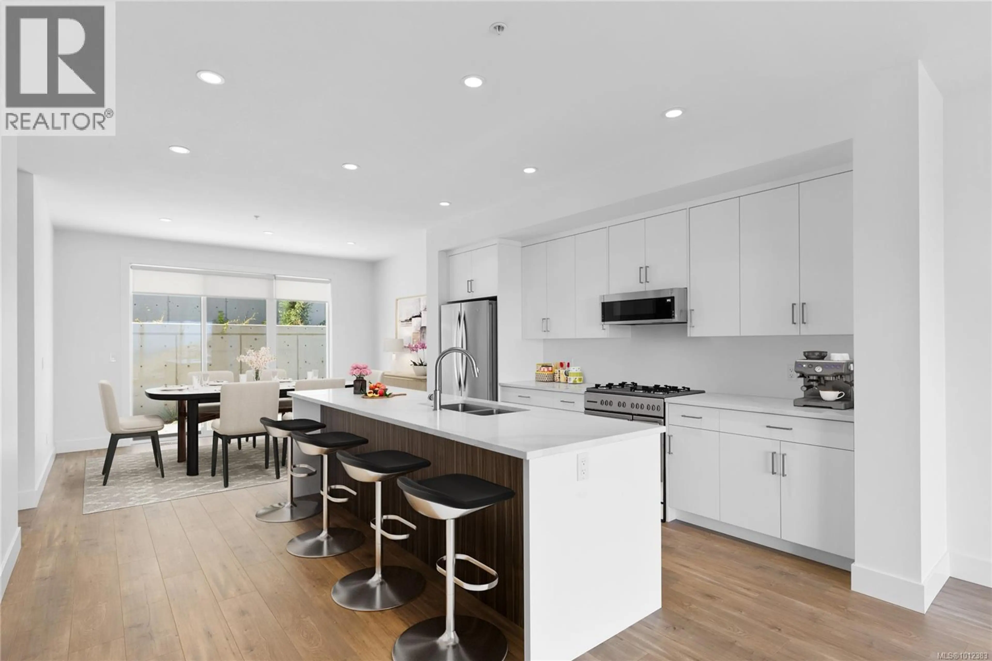 Property at #106 151 ROYAL PACIFIC WAY, Nanaimo, BC