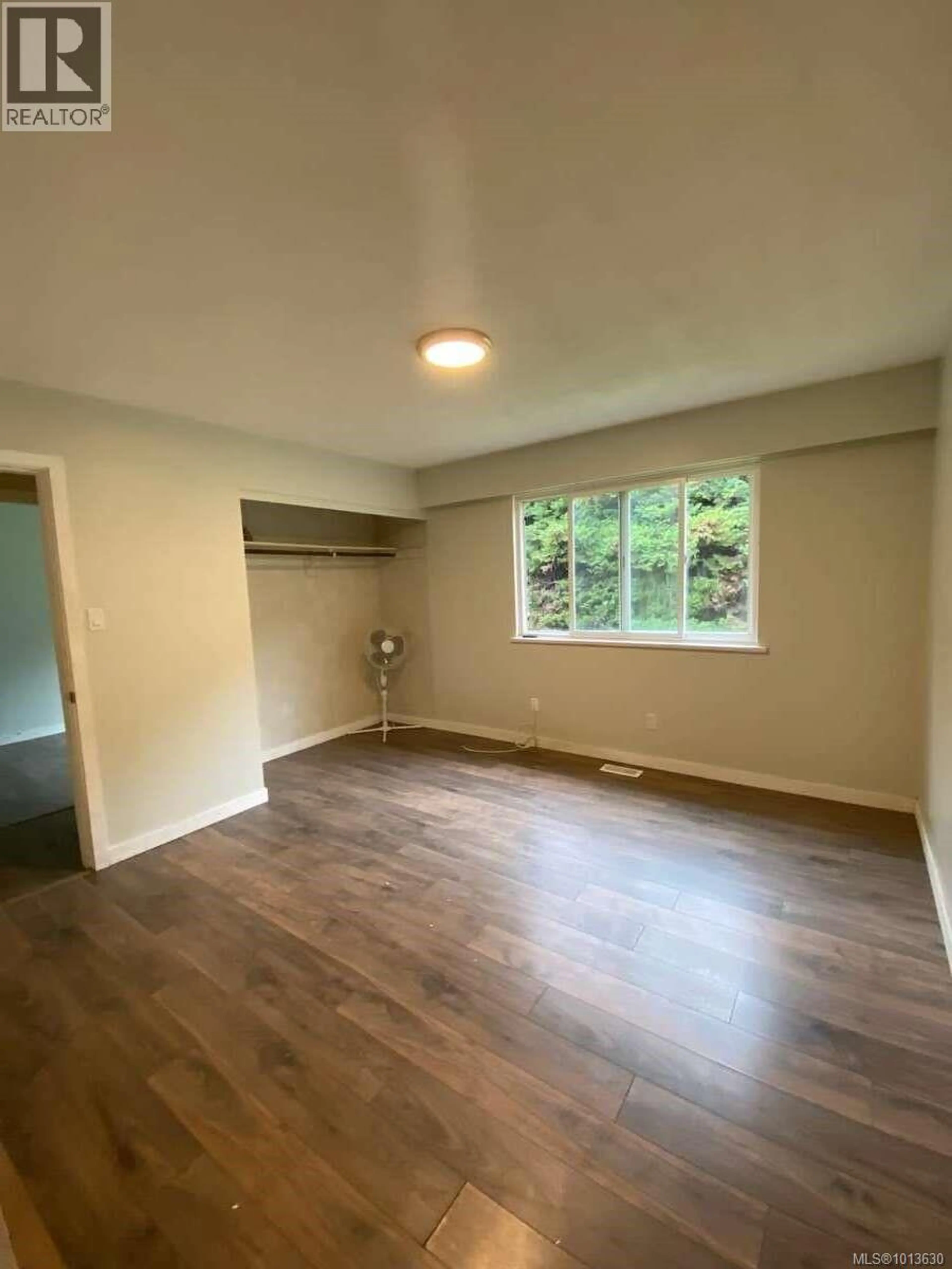 Property at 551 MACMILLAN DR, Sayward, BC