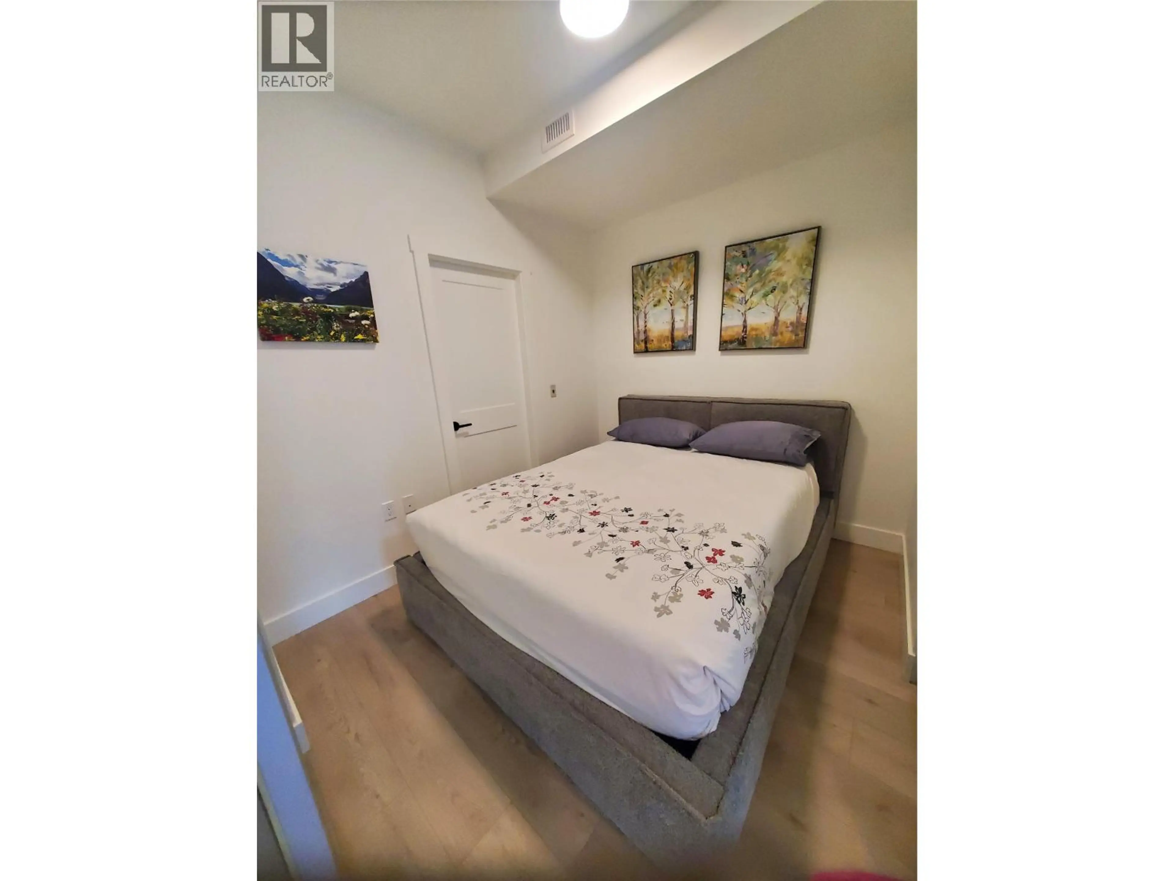 Property at #211 620 CORONATION AVENUE, Kelowna, BC