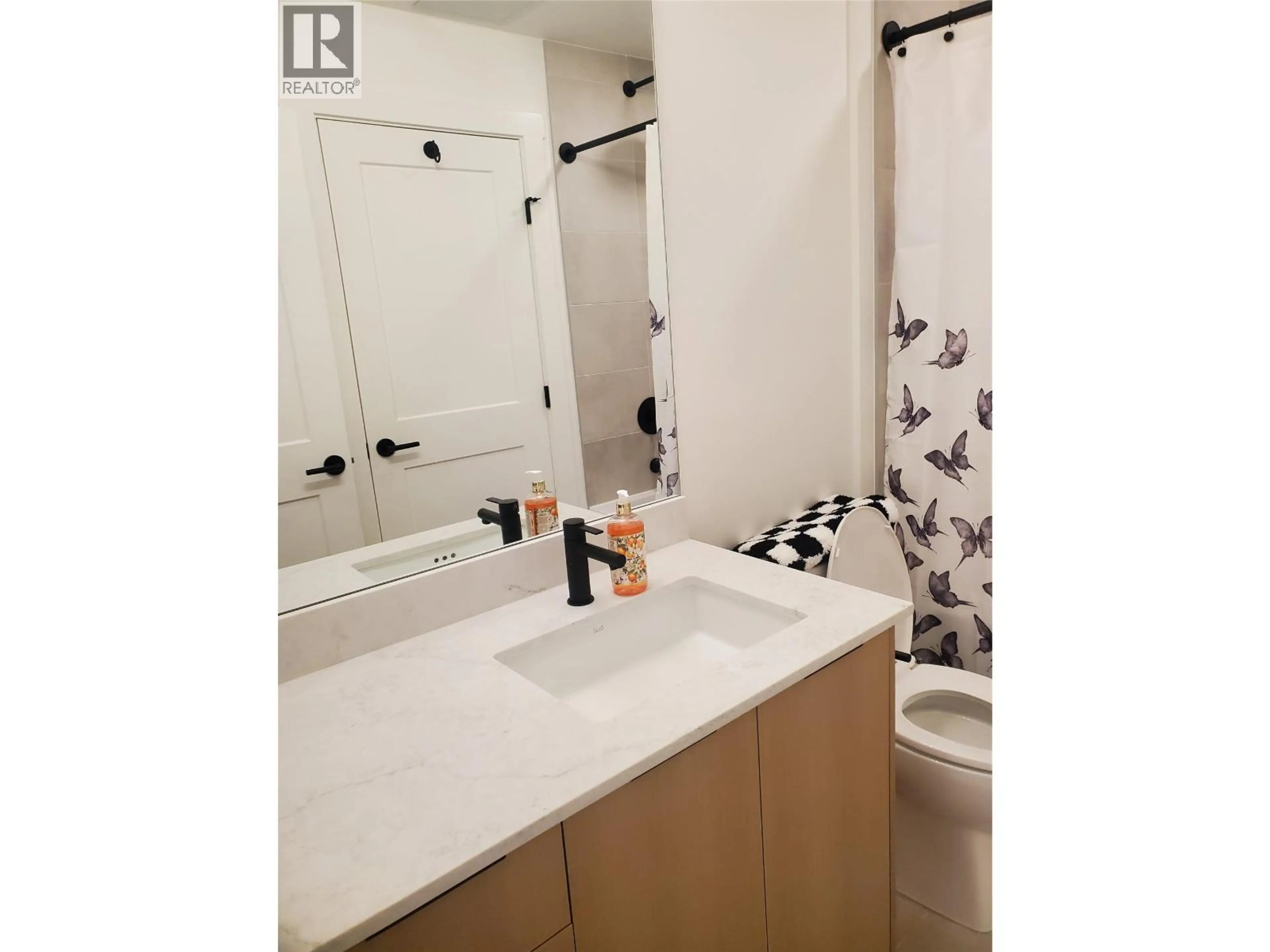 Property at #211 620 CORONATION AVENUE, Kelowna, BC