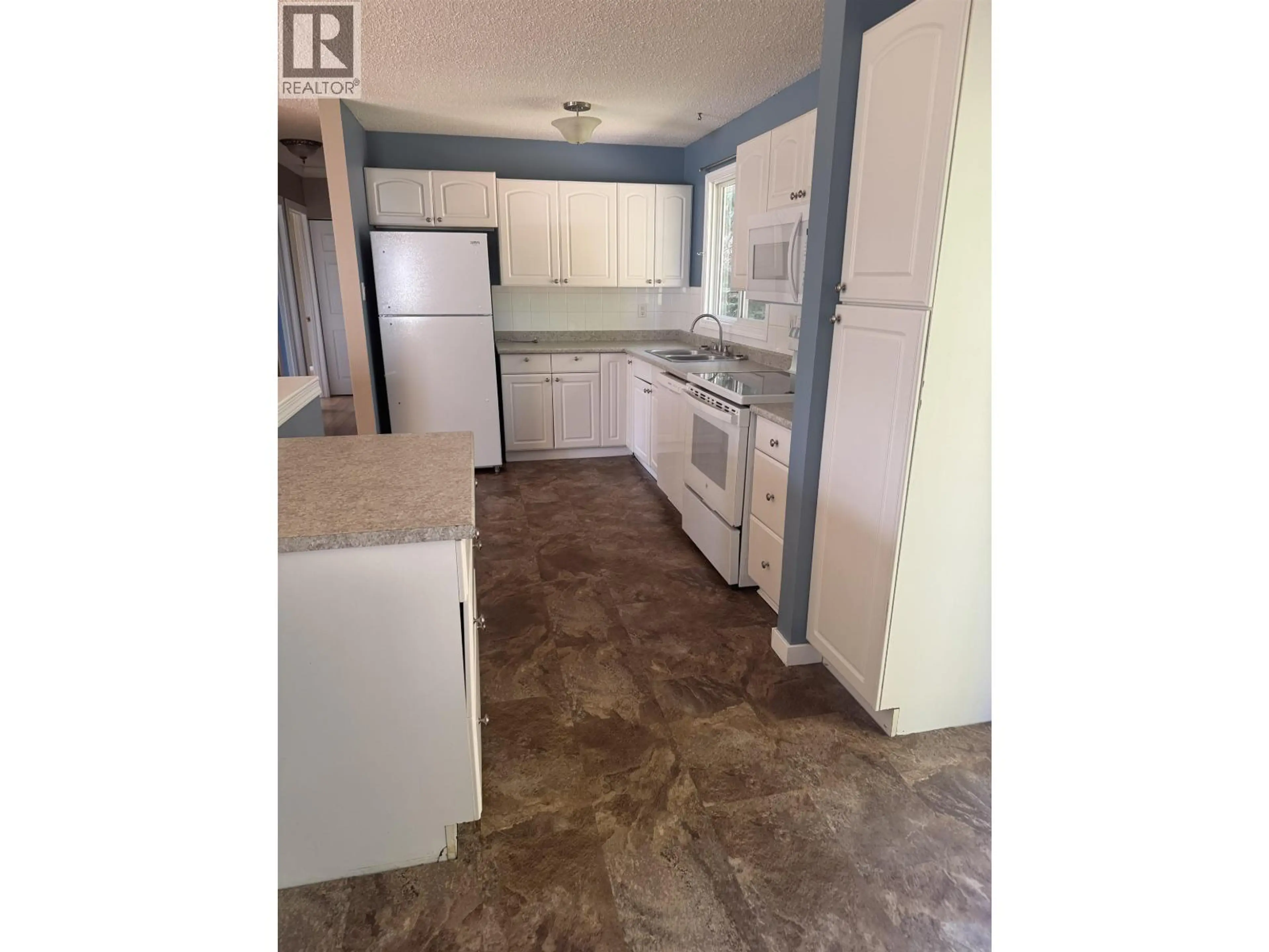 Property at 417 CENTENNIAL DRIVE, Mackenzie, BC