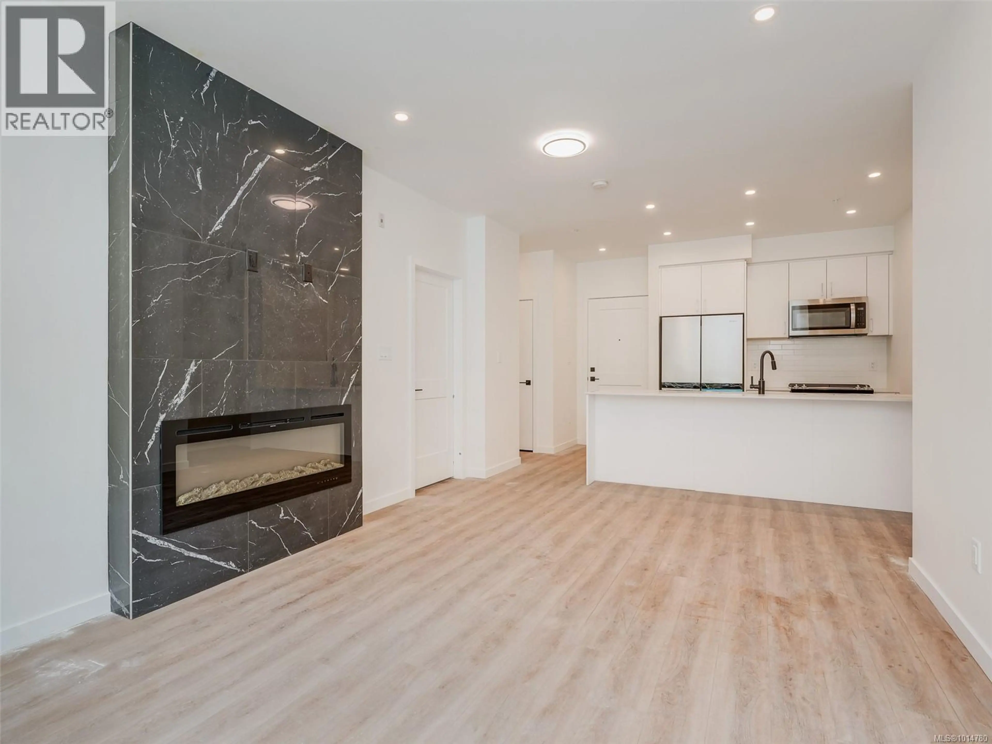 Property at #406 654 GRANDERSON RD, Langford, BC