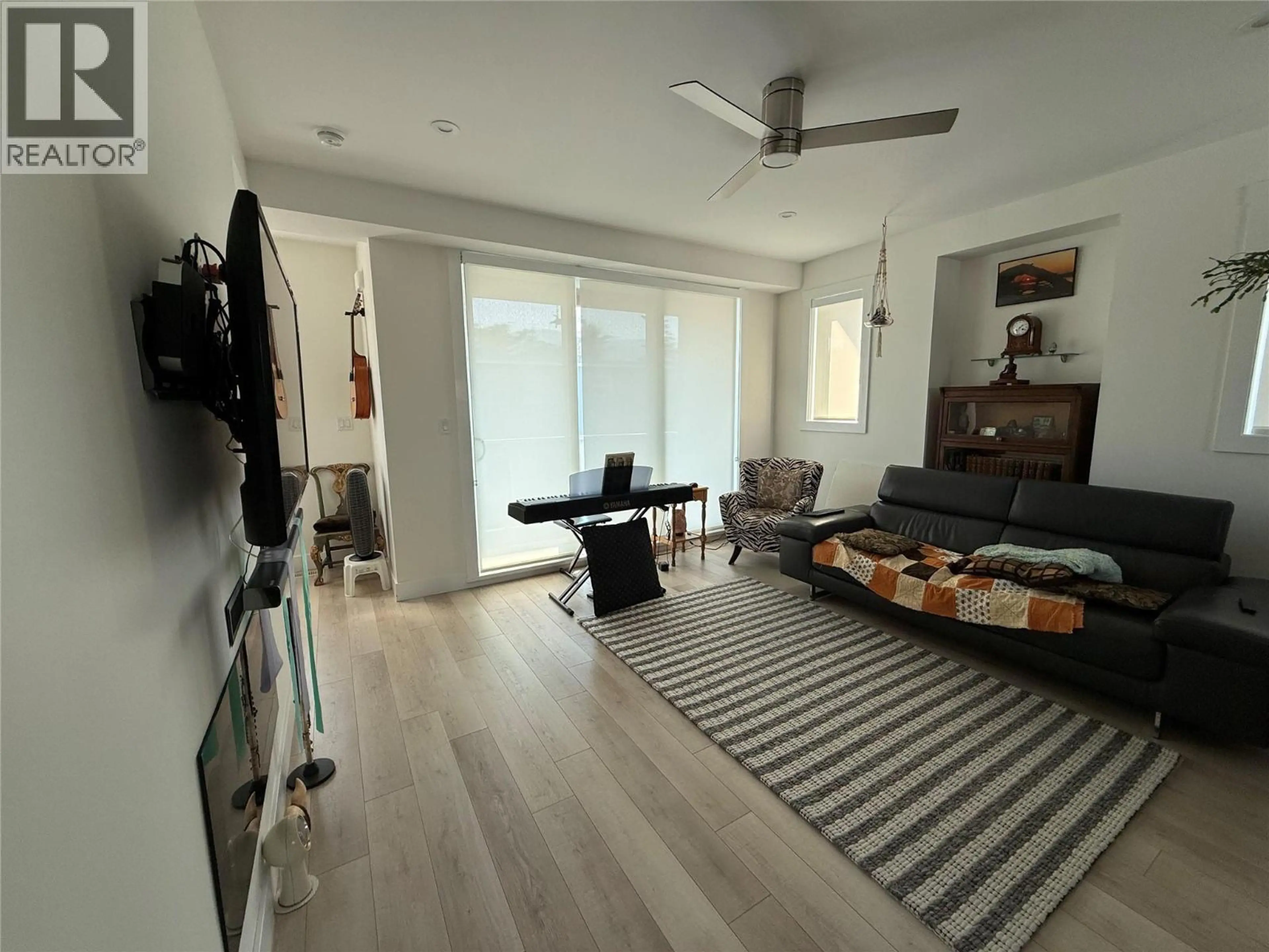 Property at #104 210 SCOTT AVENUE, Penticton, BC